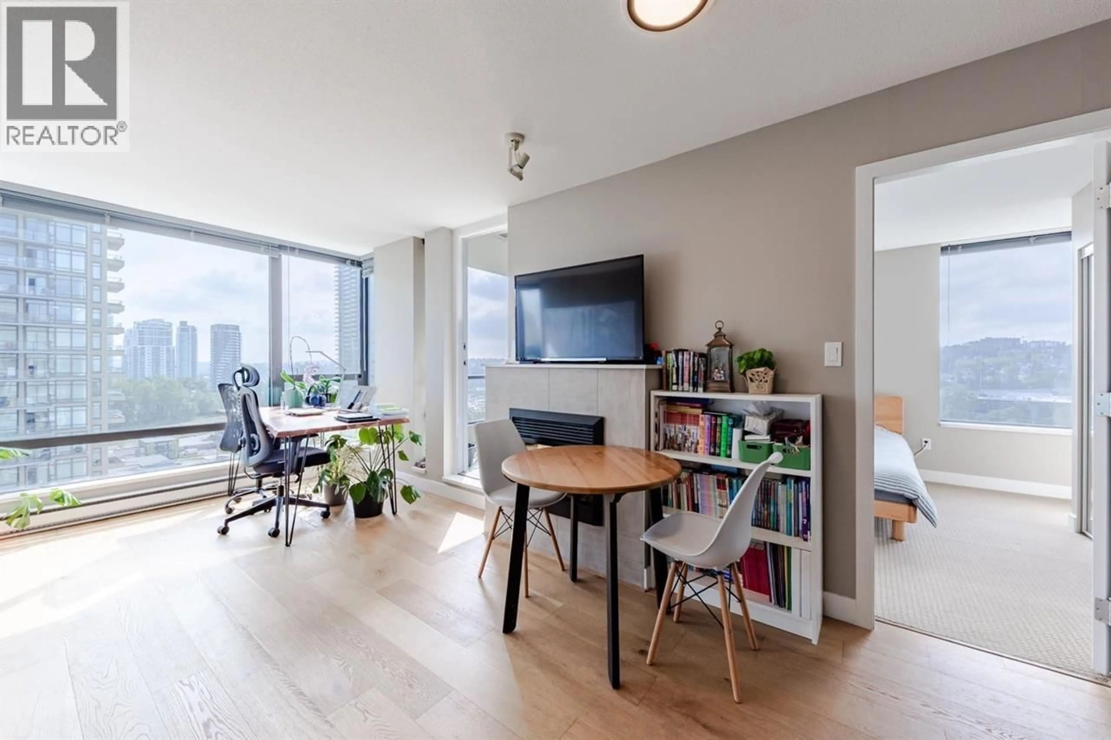 Living room with furniture, wood/laminate floor for 1602 - 4182 DAWSON STREET, Burnaby British Columbia V5C0A2