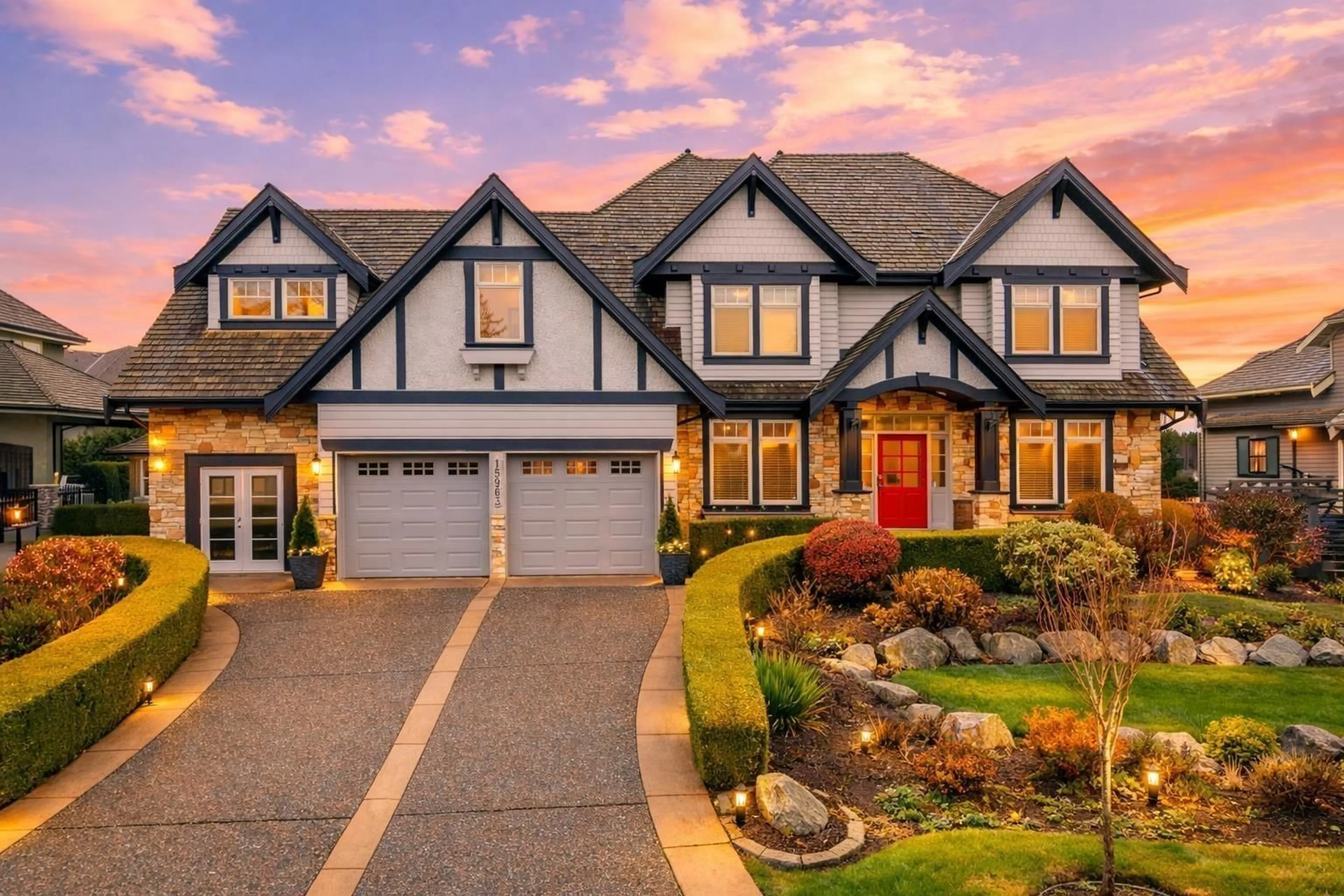 Home with vinyl exterior material, street for 15963 DEVONSHIRE DRIVE, Surrey British Columbia V3Z0M2