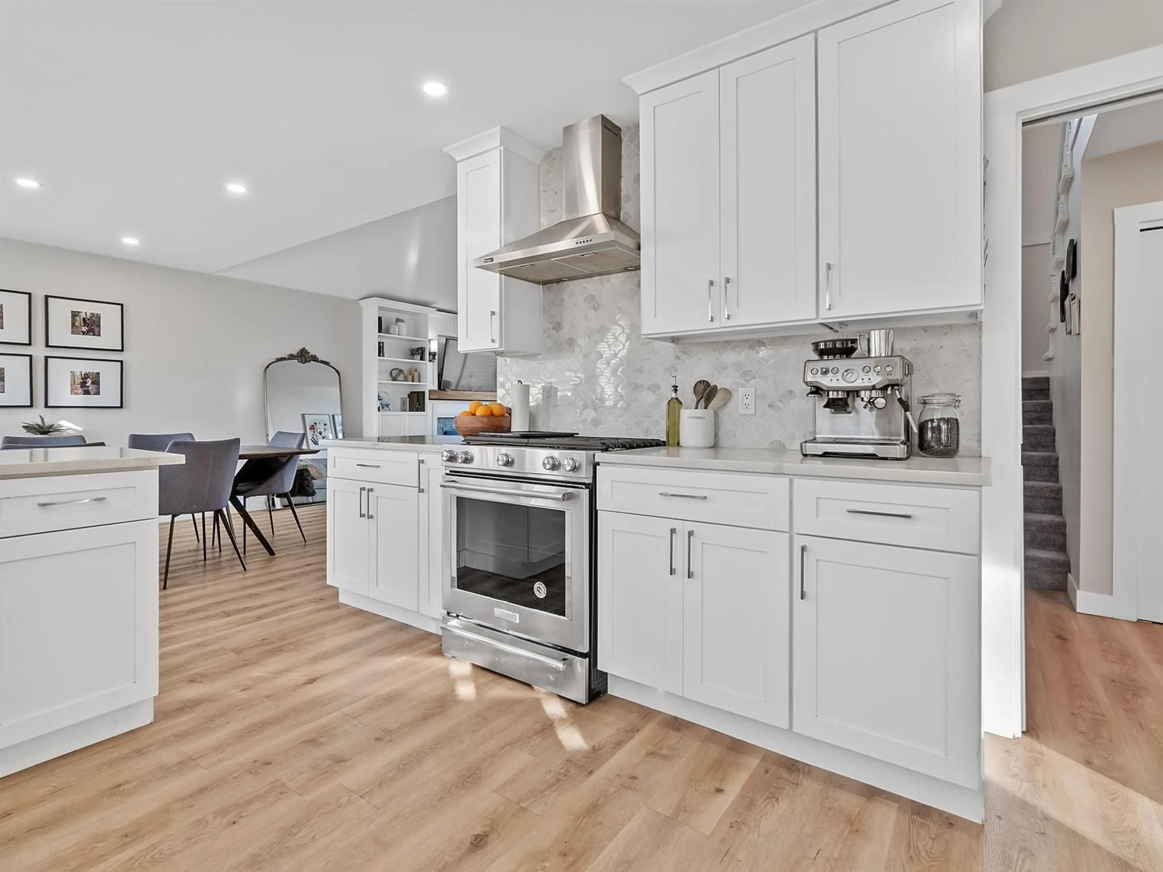 Open concept kitchen, unknown for 6323 171A STREET, Surrey British Columbia V3S7G4