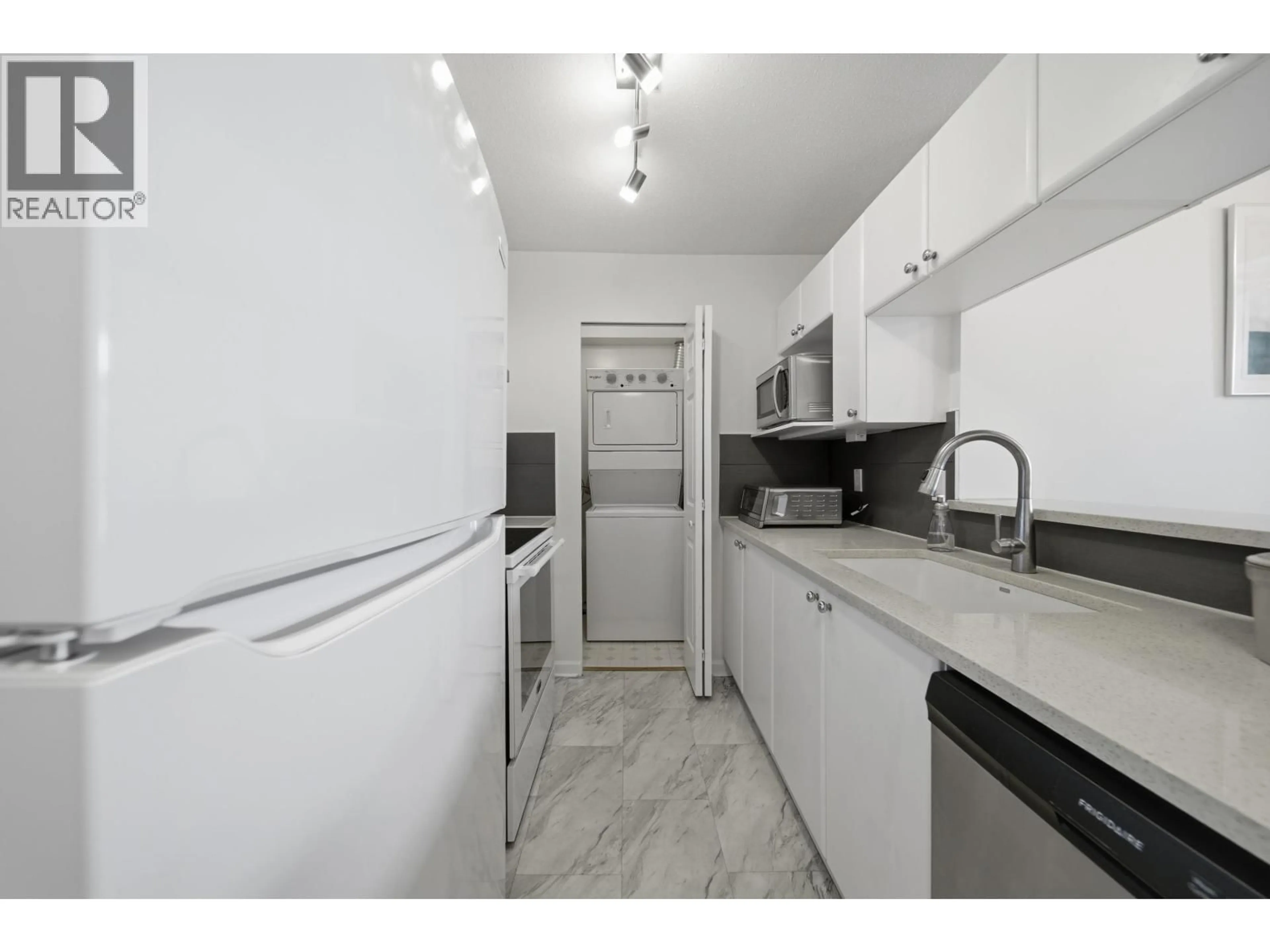 Standard kitchen, unknown for 434 - 5600 ANDREWS ROAD, Richmond British Columbia V7E6N1