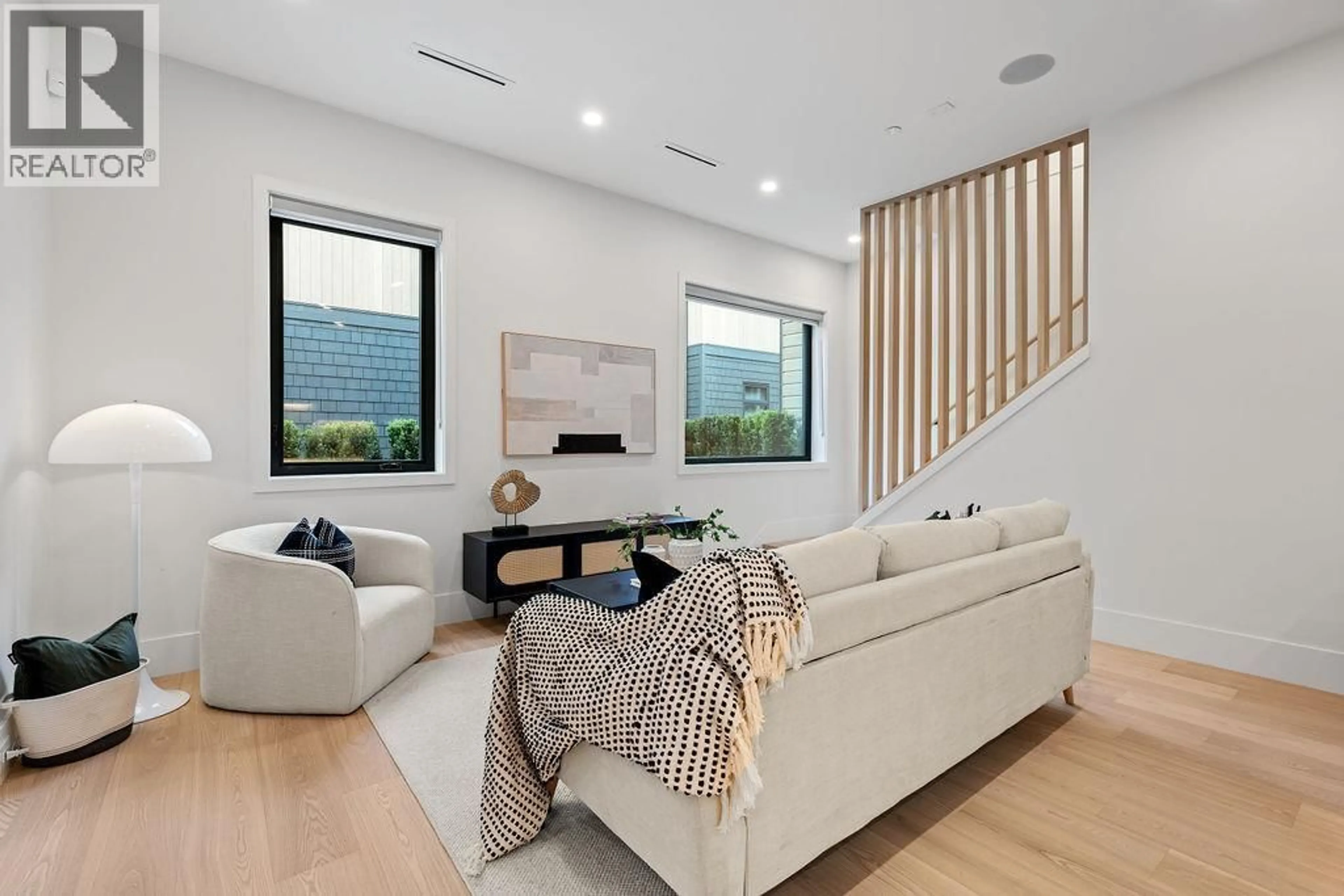 Living room with furniture, unknown for 2 - 5034 GRANVILLE STREET, Vancouver British Columbia V6M3B4