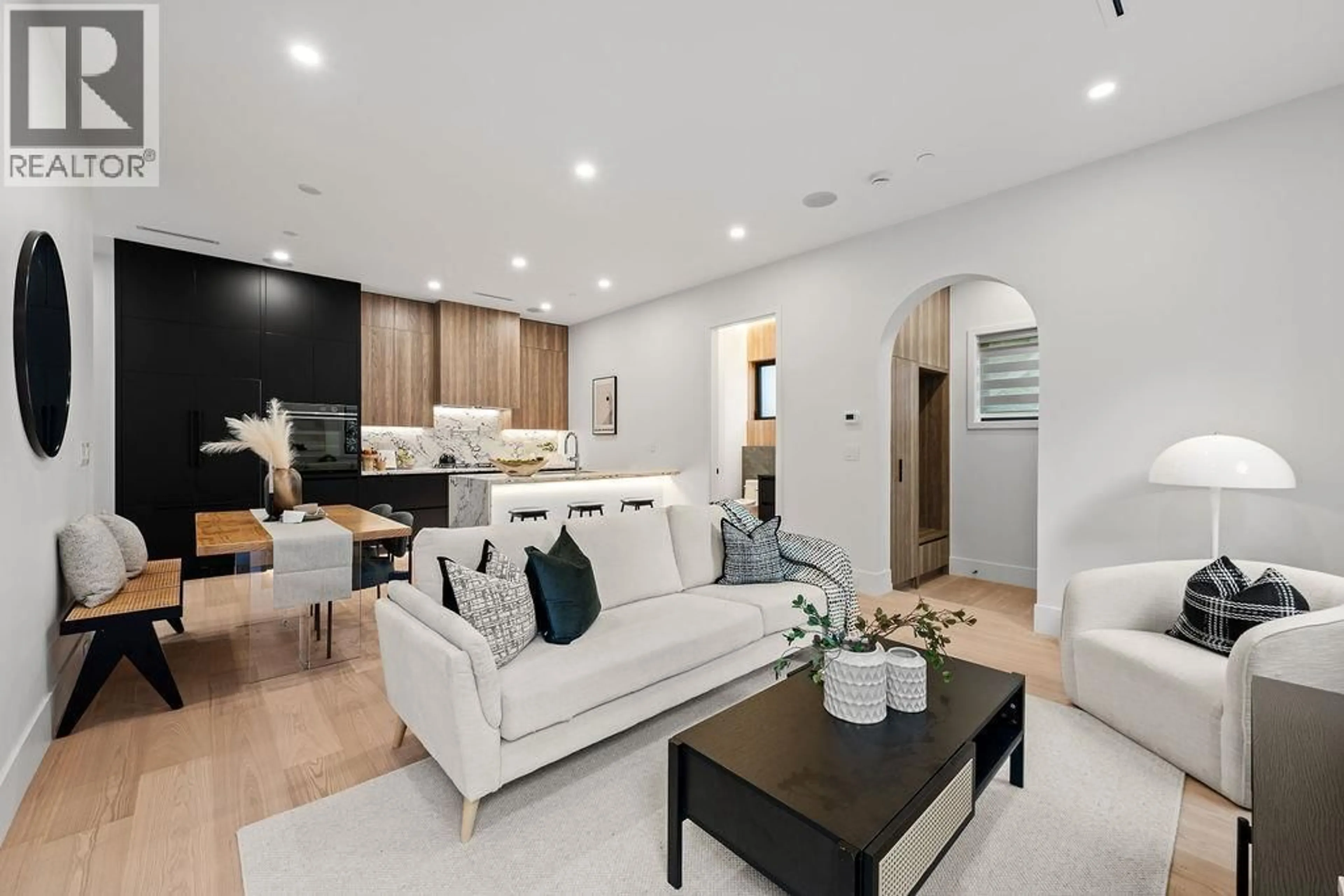 Living room with furniture, unknown for 2 - 5034 GRANVILLE STREET, Vancouver British Columbia V6M3B4