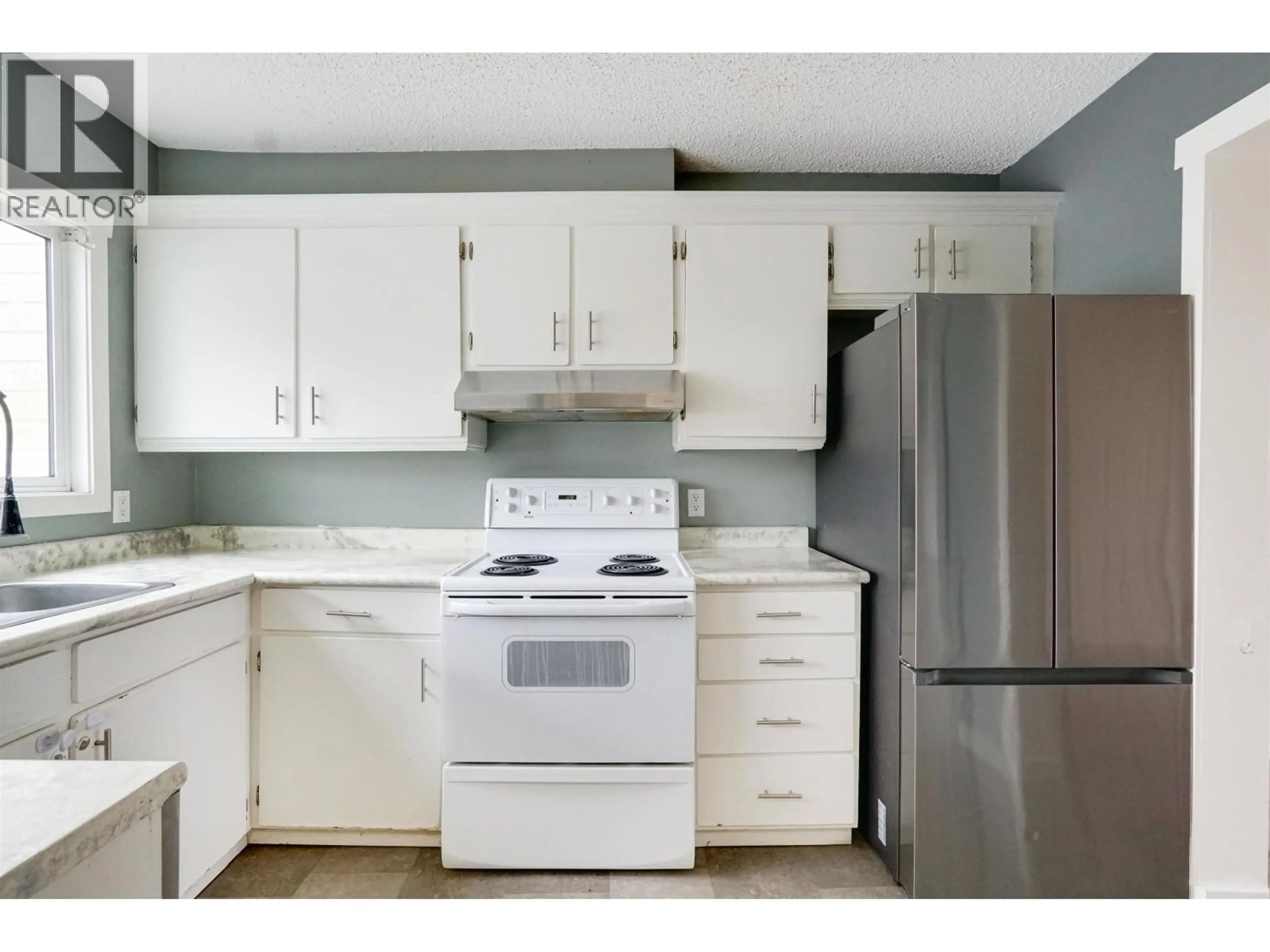 Standard kitchen, unknown for 35 - 185 KONIGUS STREET, Kitimat British Columbia V8C2K4