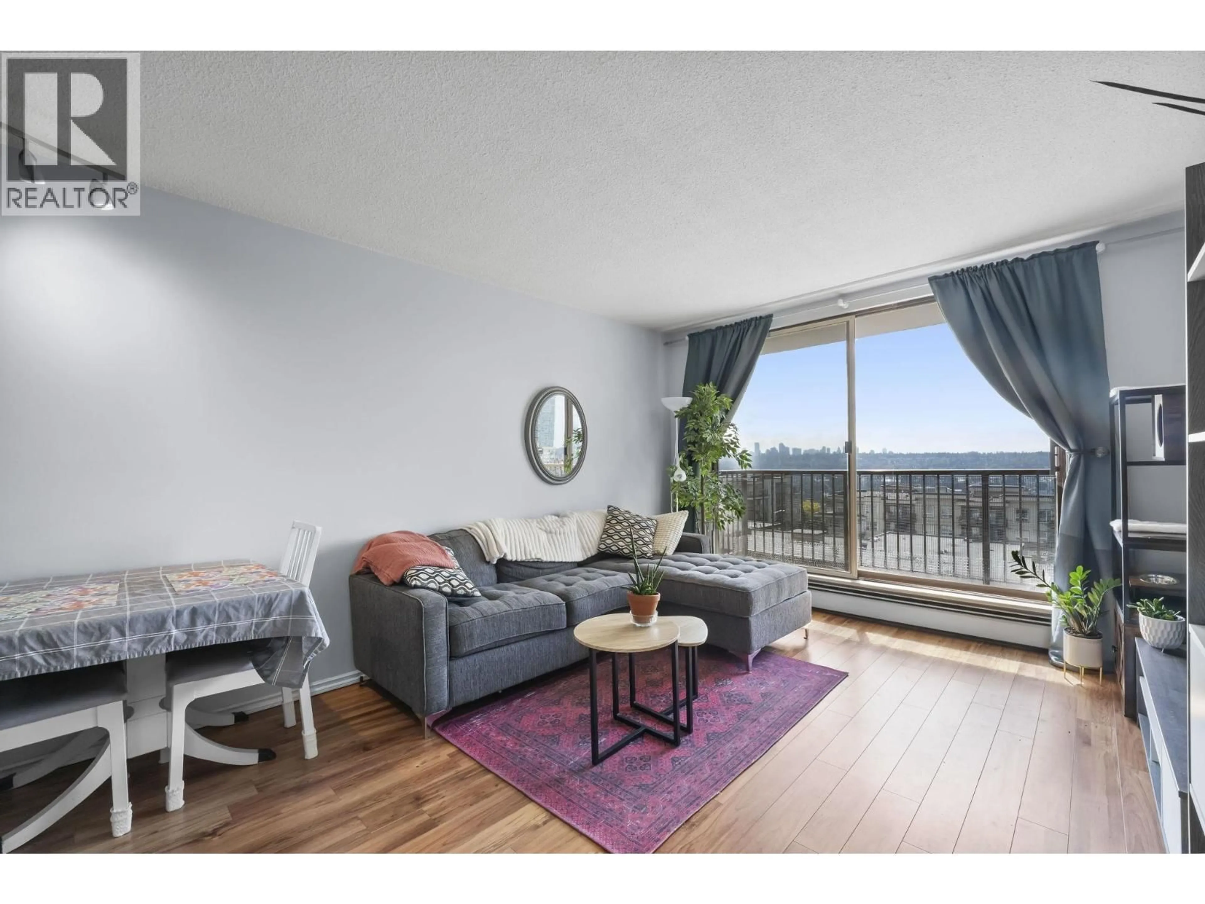 Living room with furniture, wood/laminate floor for 508 - 320 ROYAL AVENUE, New Westminster British Columbia V3L5C6