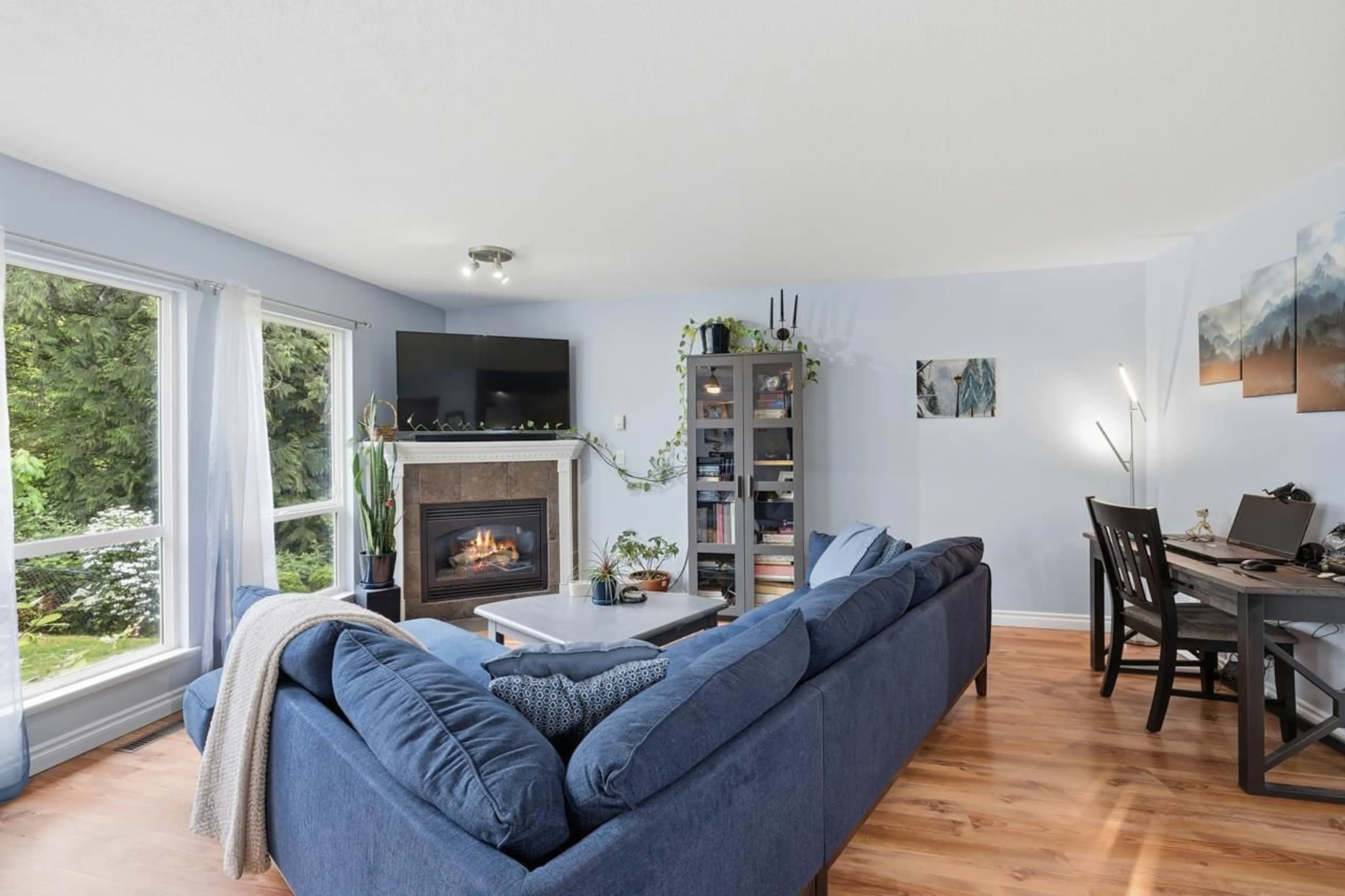 Living room with furniture, unknown for 72 - 32777 CHILCOTIN DRIVE, Abbotsford British Columbia V2T5W4