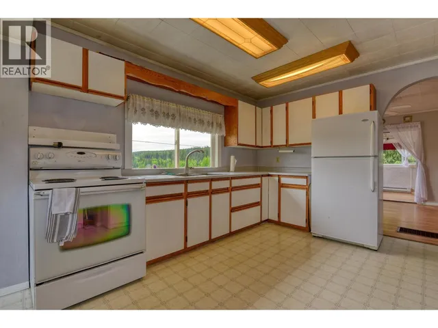 2752 ENTERPRISE ROAD, Williams Lake 3