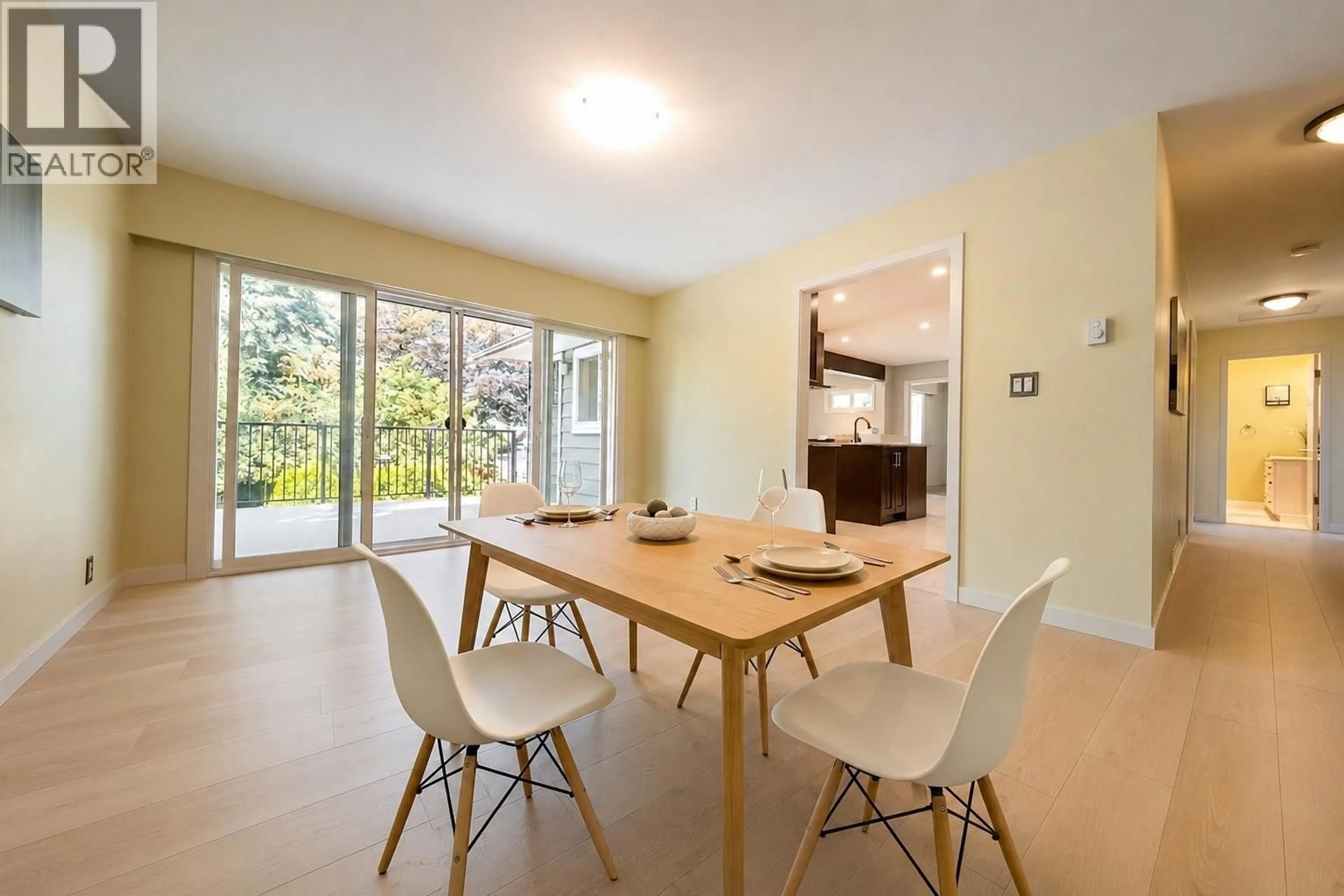 Dining room, unknown for 3691 BARGEN DRIVE, Richmond British Columbia V6X2R7