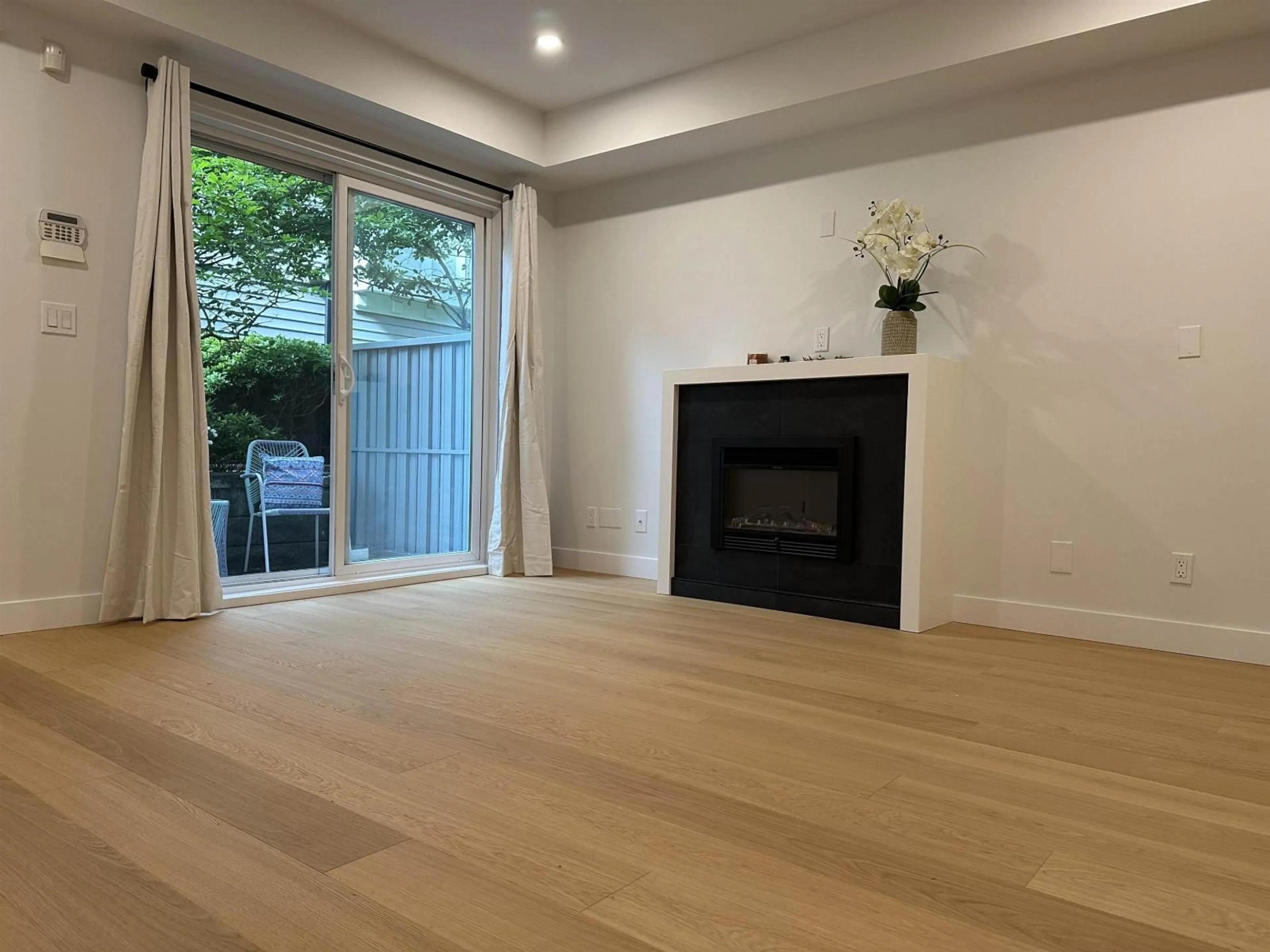 A pic of a room for 81 - 13239 OLD YALE ROAD, Surrey British Columbia V3T3C5