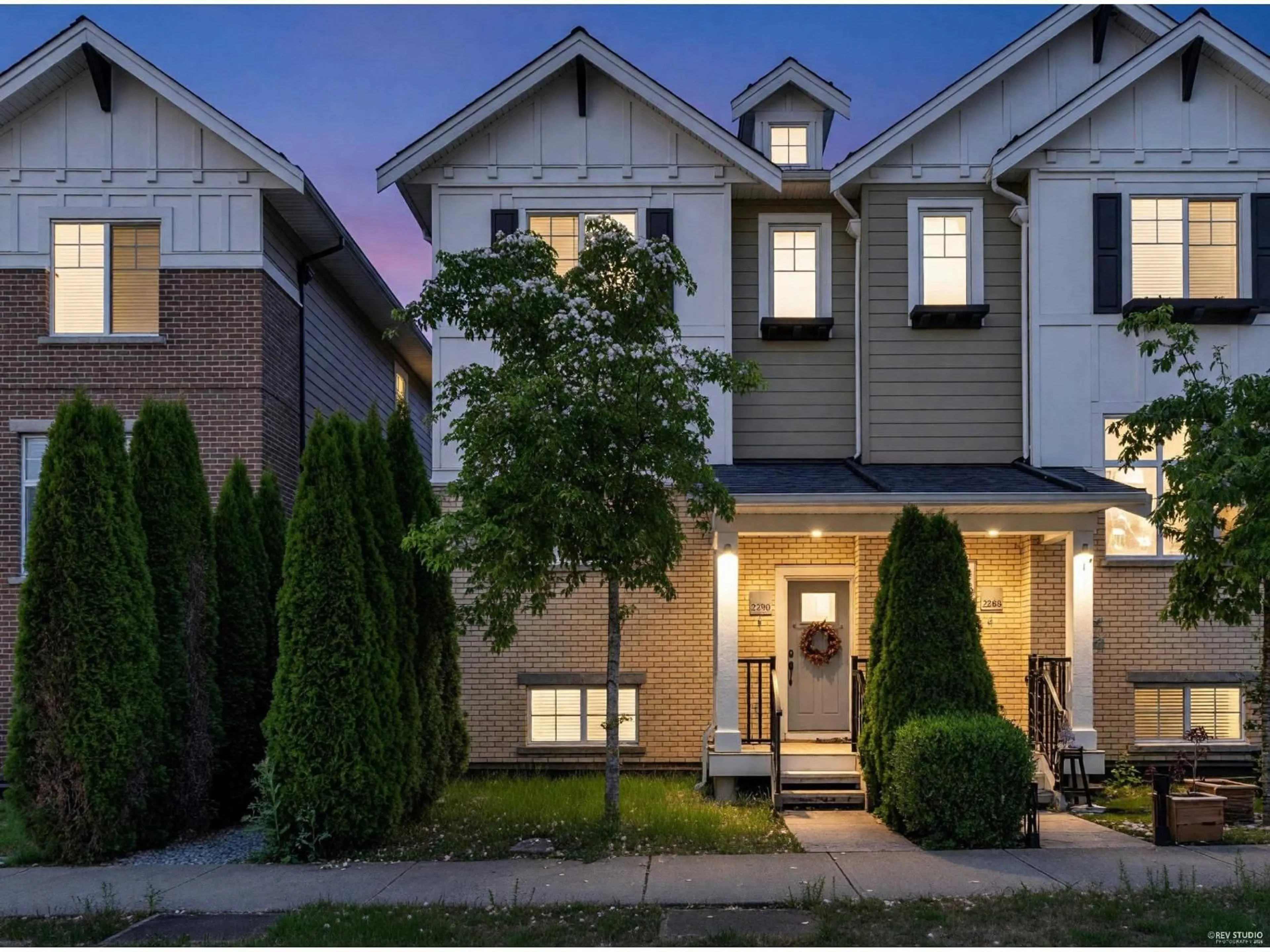 Home with brick exterior material, street for 2290 164A STREET, Surrey British Columbia V3Z0L8