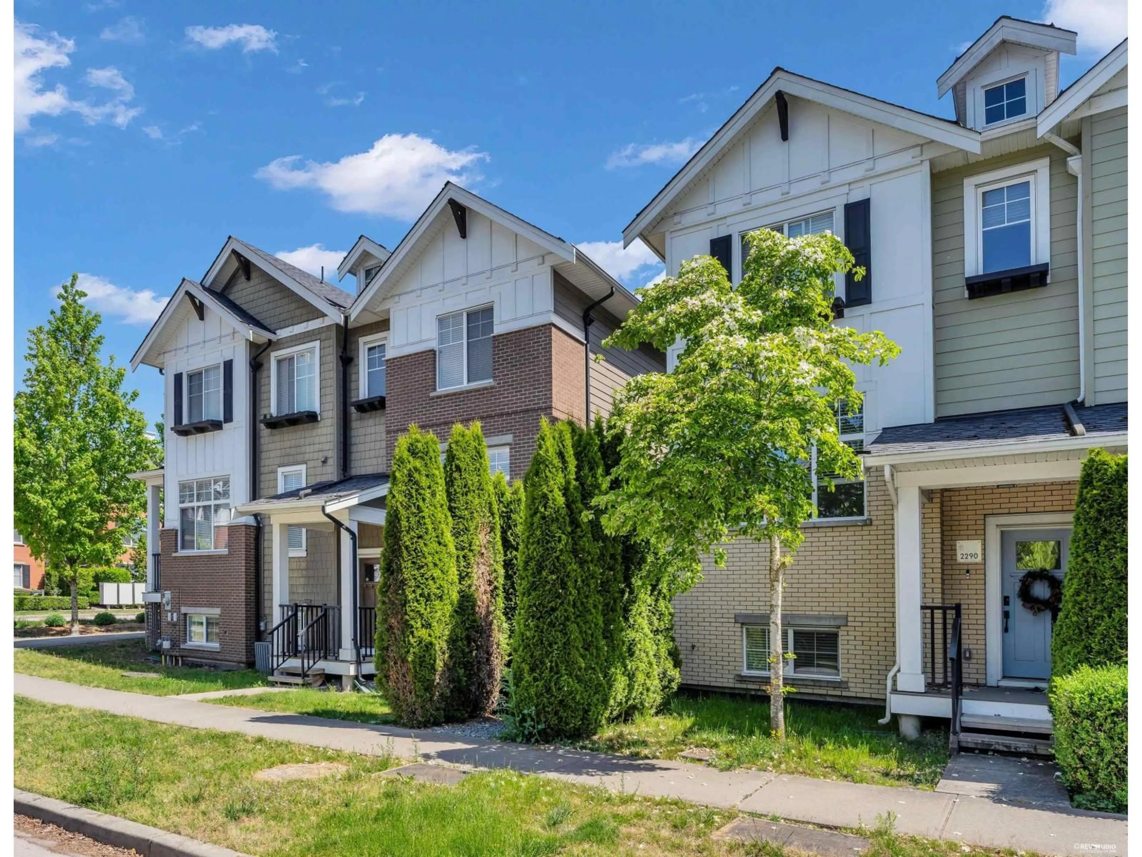 Unknown for 2290 164A STREET, Surrey British Columbia V3Z0L8