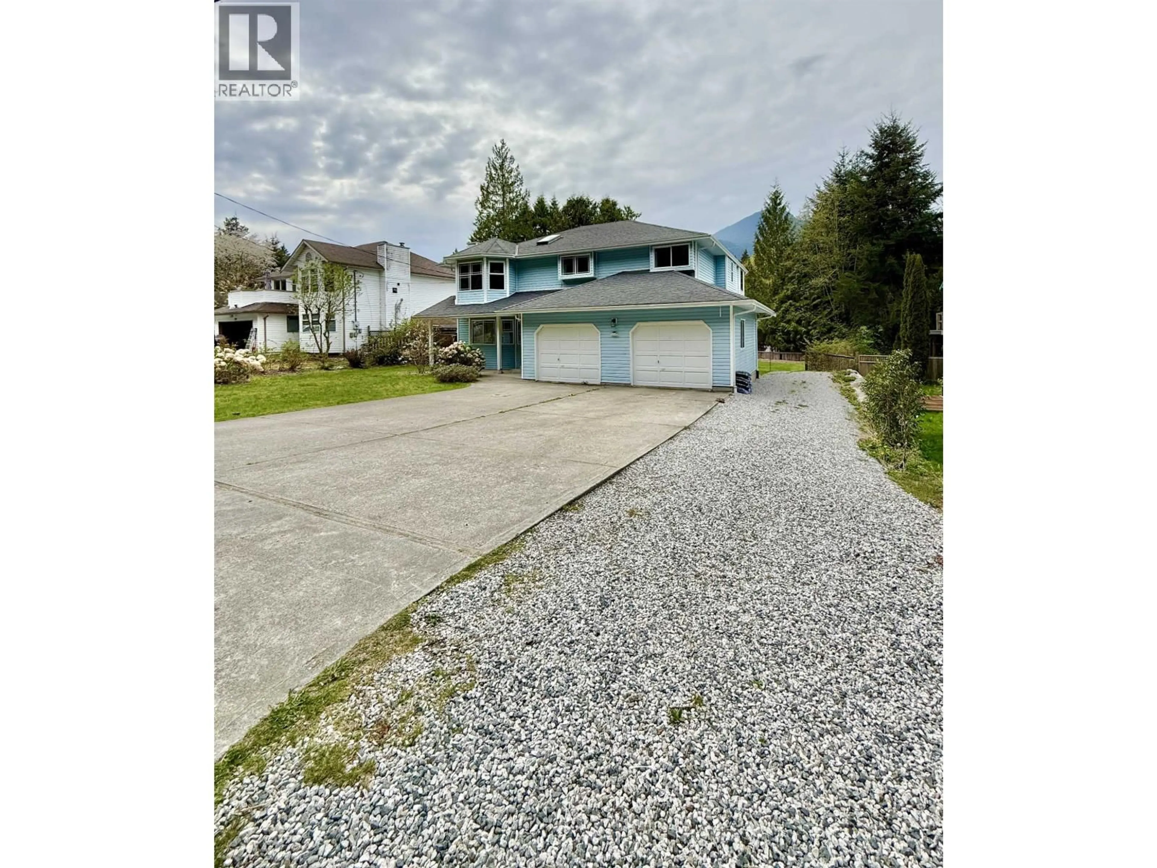 A pic from outside/outdoor area/front of a property/back of a property/a pic from drone, street for 1705 YMCA ROAD, Langdale British Columbia V0N1V6
