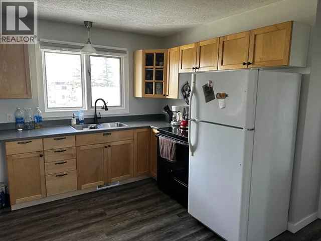 9519 99 AVENUE, Fort St. John 5