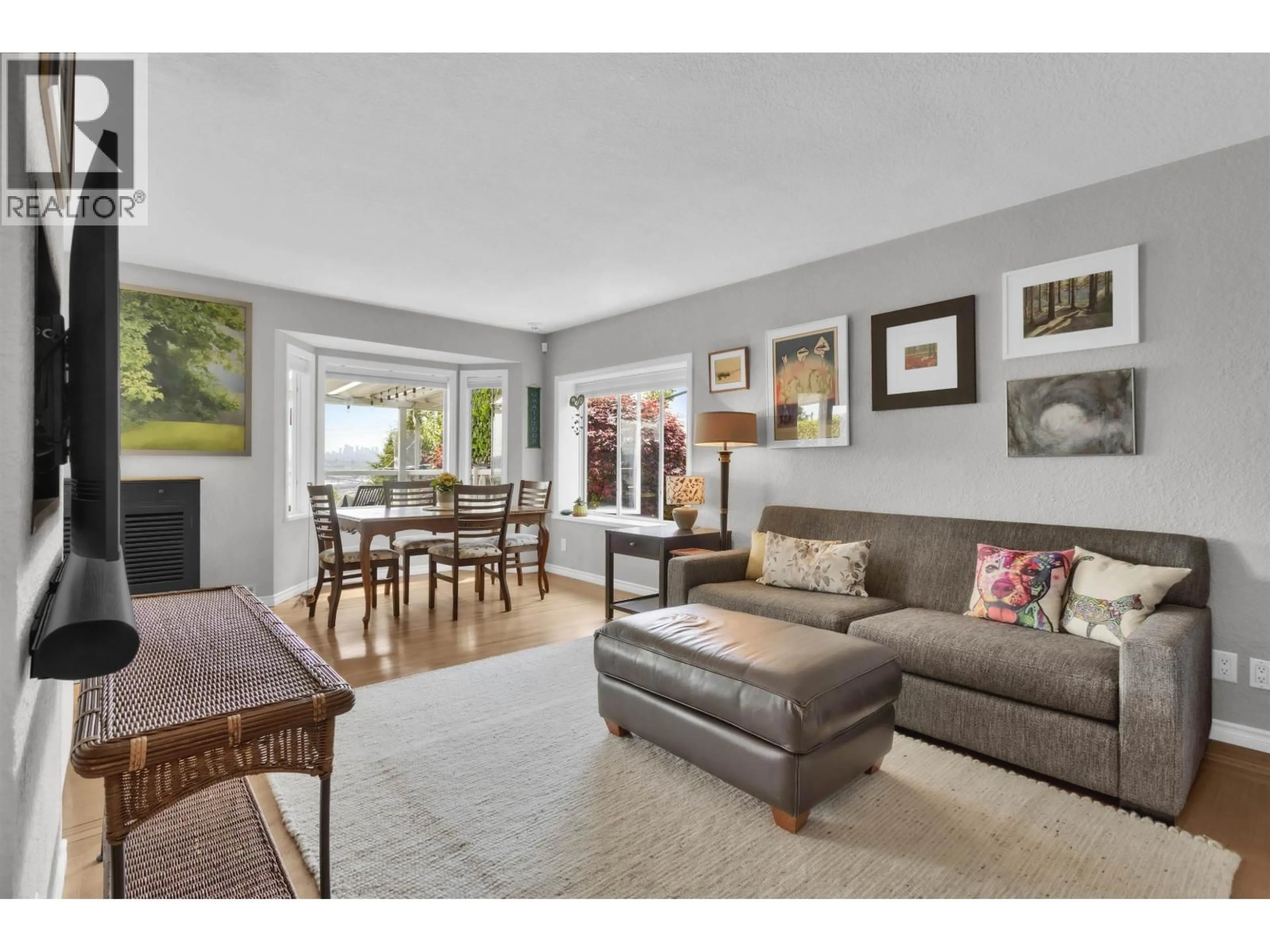 Living room with furniture, unknown for 901 CALVERHALL STREET, North Vancouver British Columbia V7L1Y1