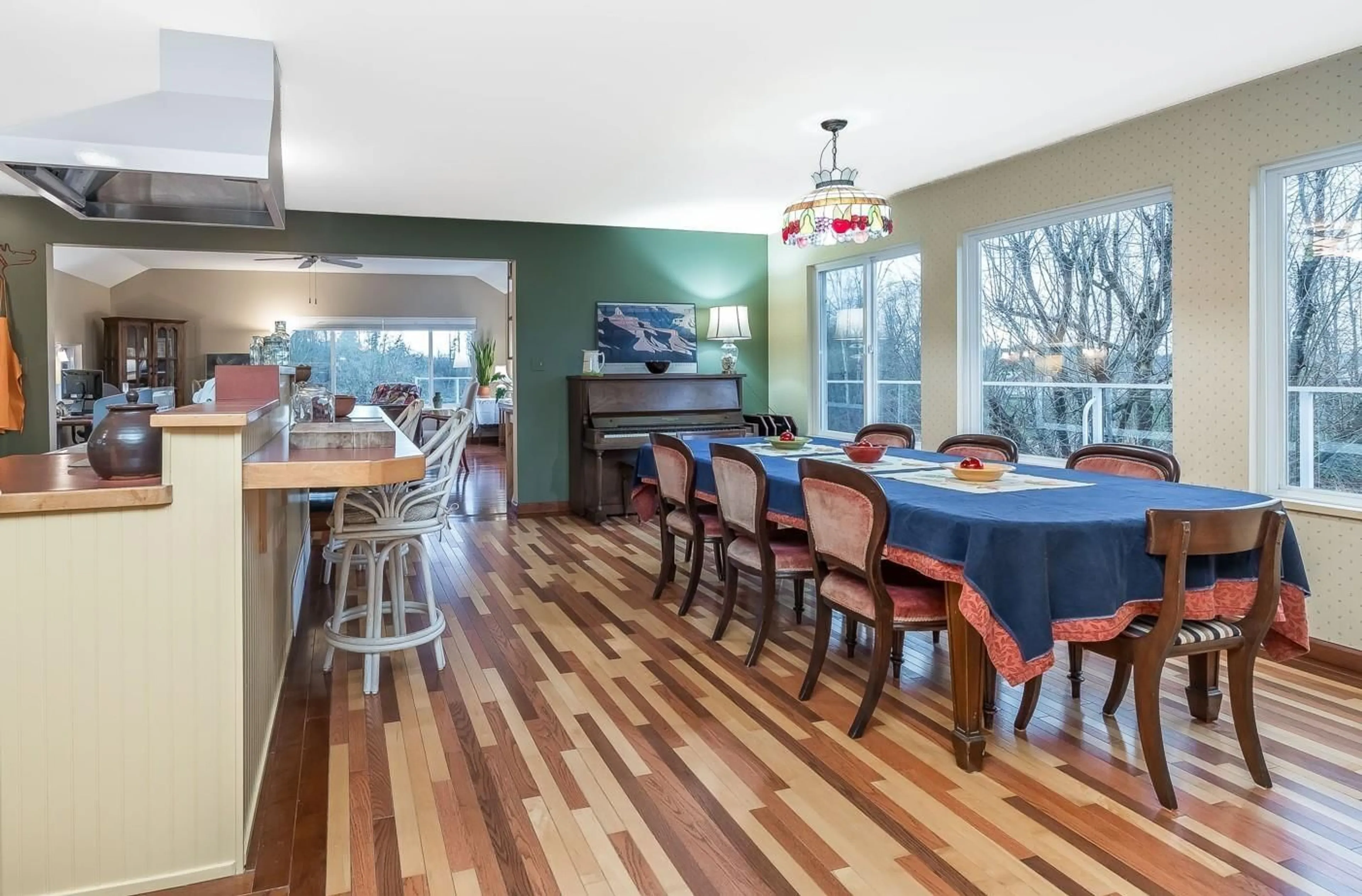 Open concept kitchen, unknown for 3011 184 STREET, Surrey British Columbia V3Z9V2