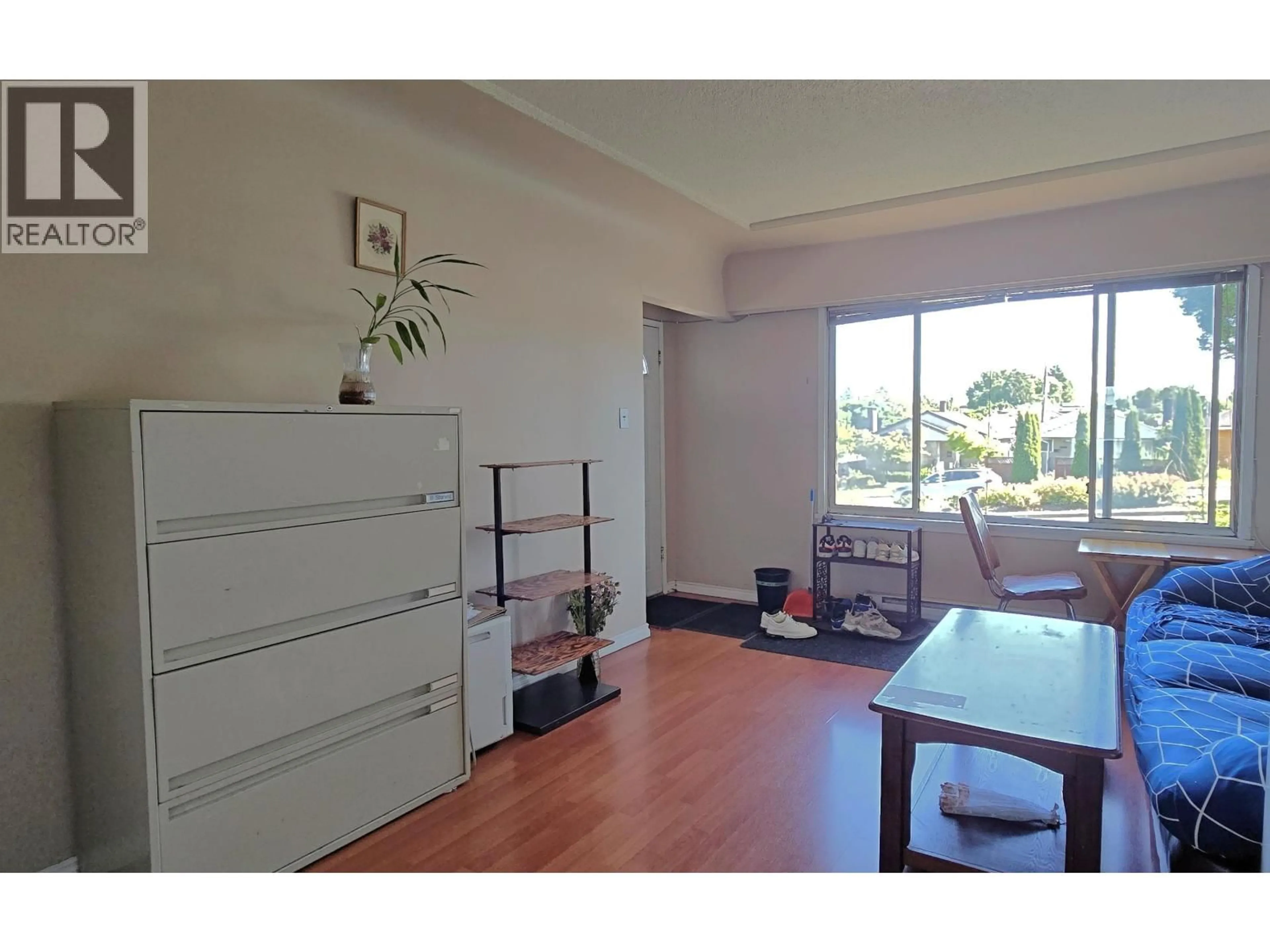A pic of a room for 1333 41ST AVENUE, Vancouver British Columbia V5W1R5