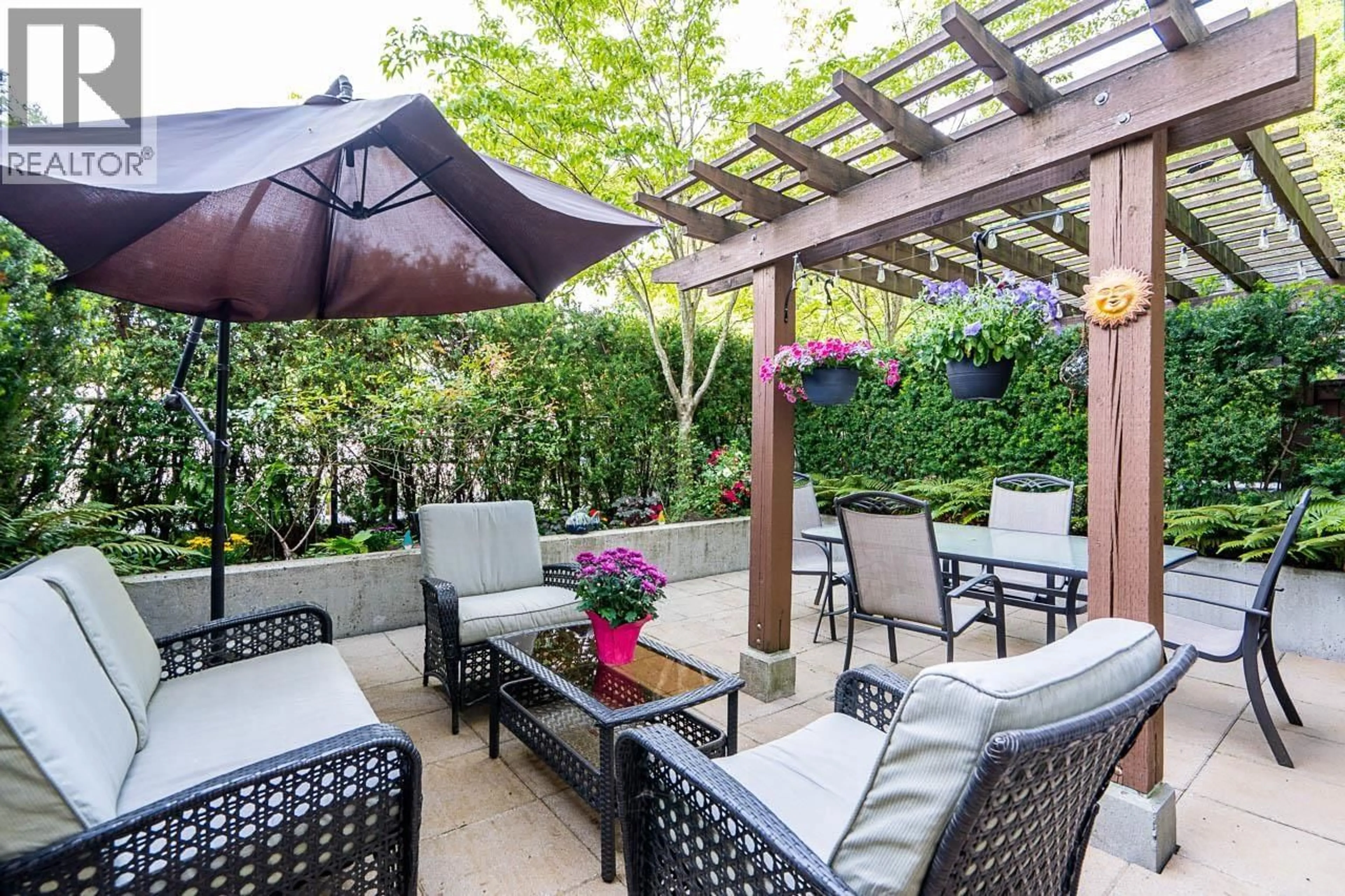 Patio, street for 207 - 1677 LLOYD AVENUE, North Vancouver British Columbia V7P0B1