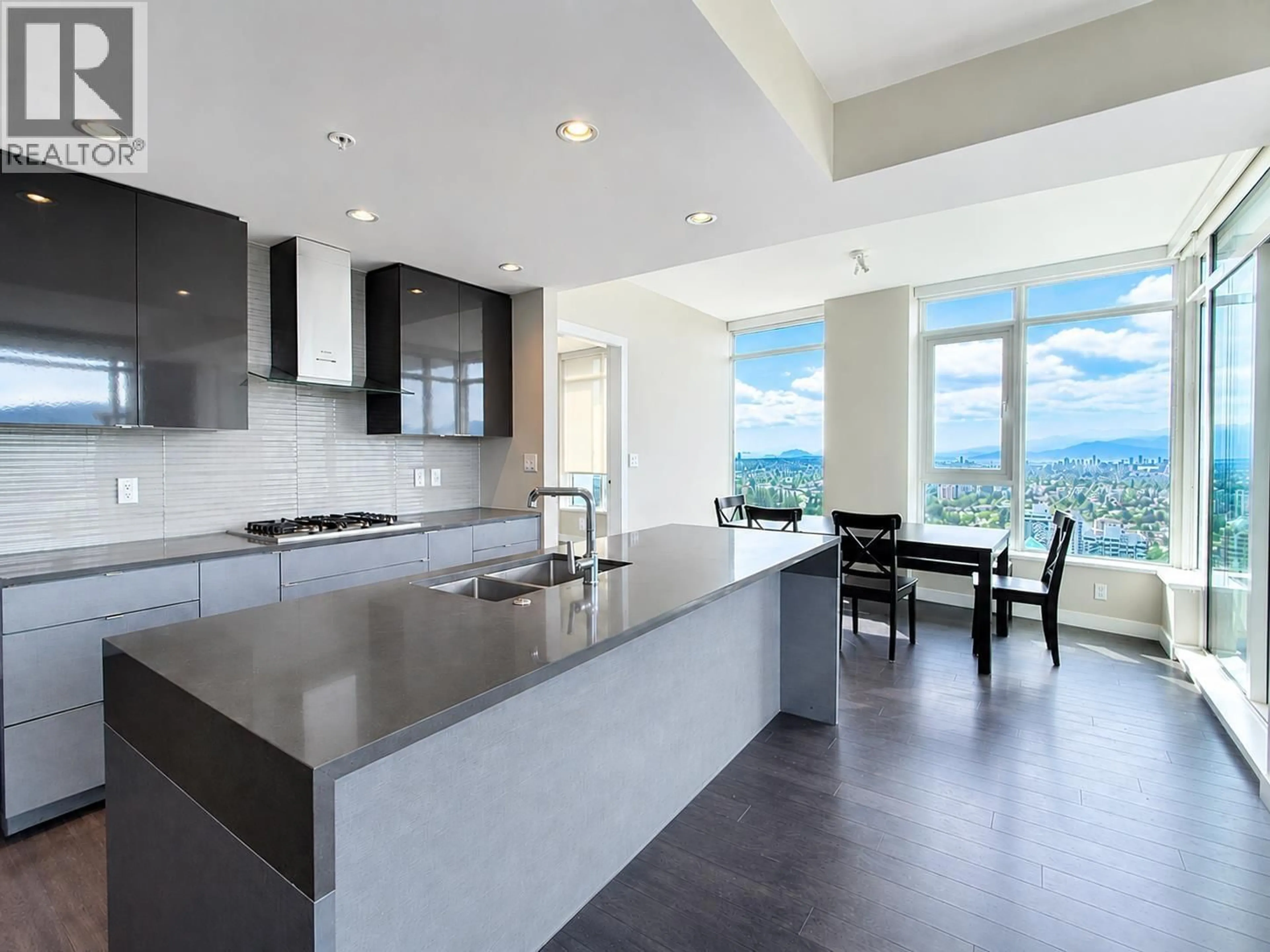 Open concept kitchen, unknown for 3707 - 4508 HAZEL STREET, Burnaby British Columbia V5H0E4
