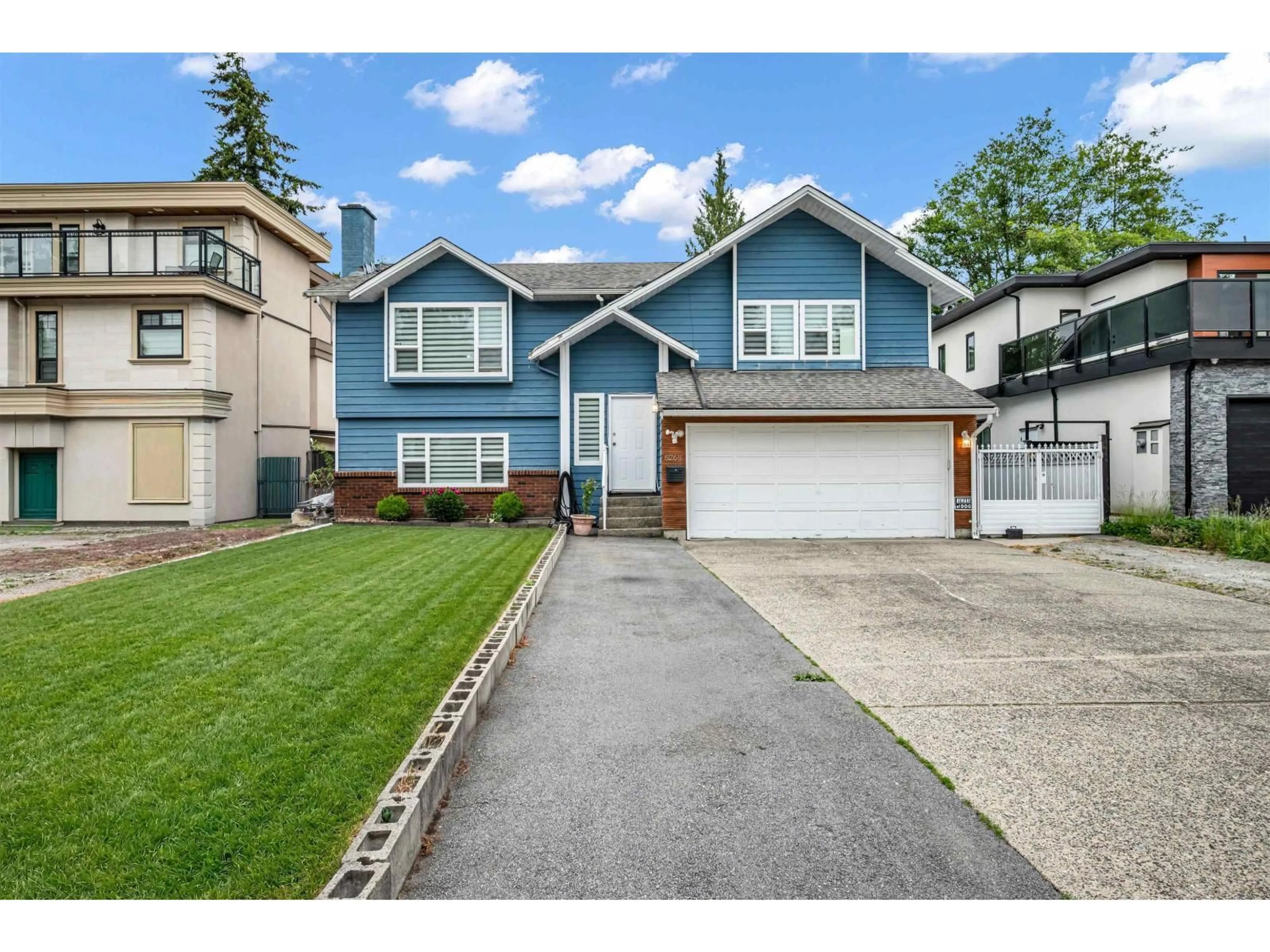 Home with vinyl exterior material, street for 6268 129 STREET, Surrey British Columbia V3X1S6