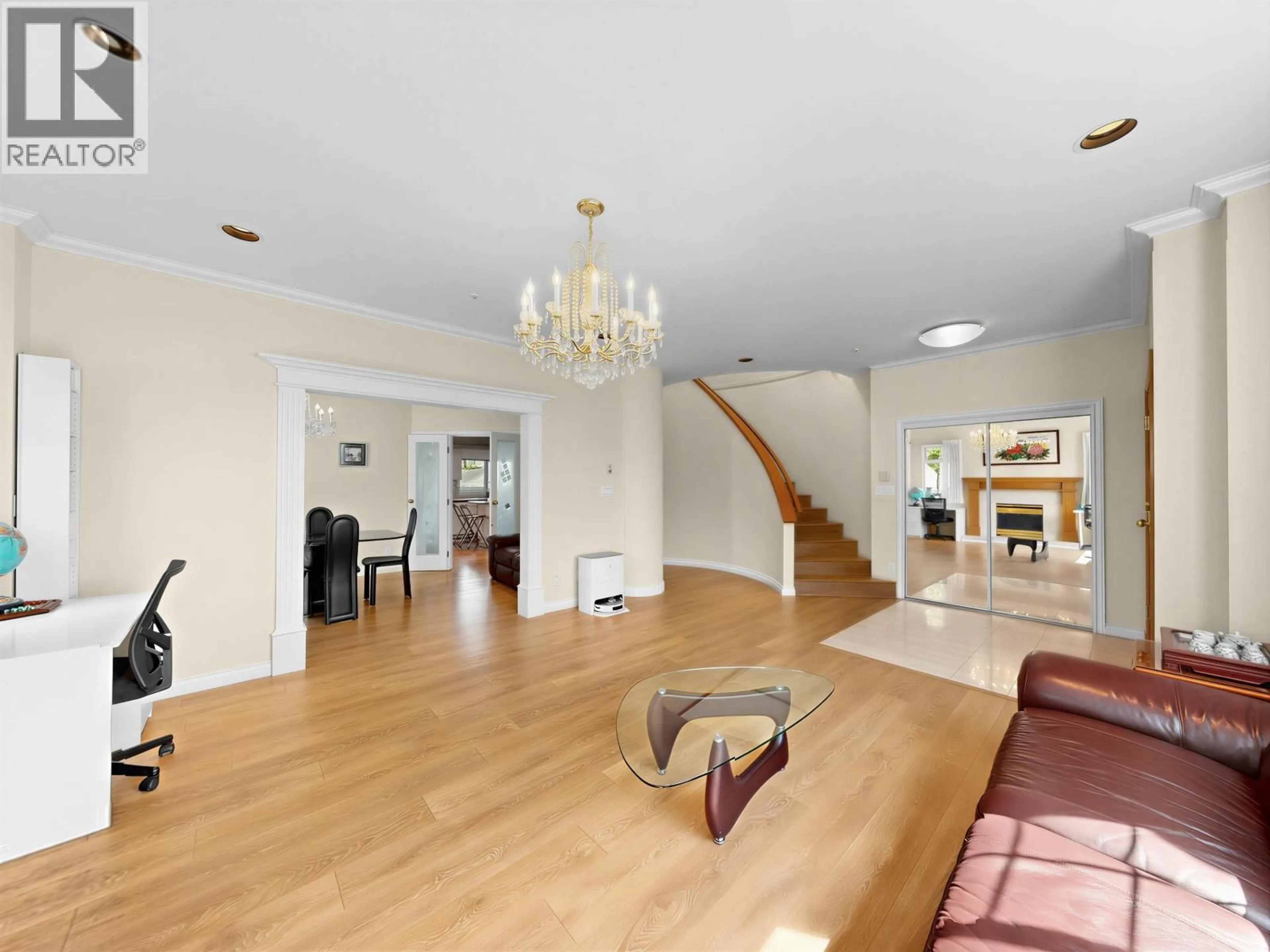 Indoor foyer for 7806 MONTCALM STREET, Vancouver British Columbia V6P4P3