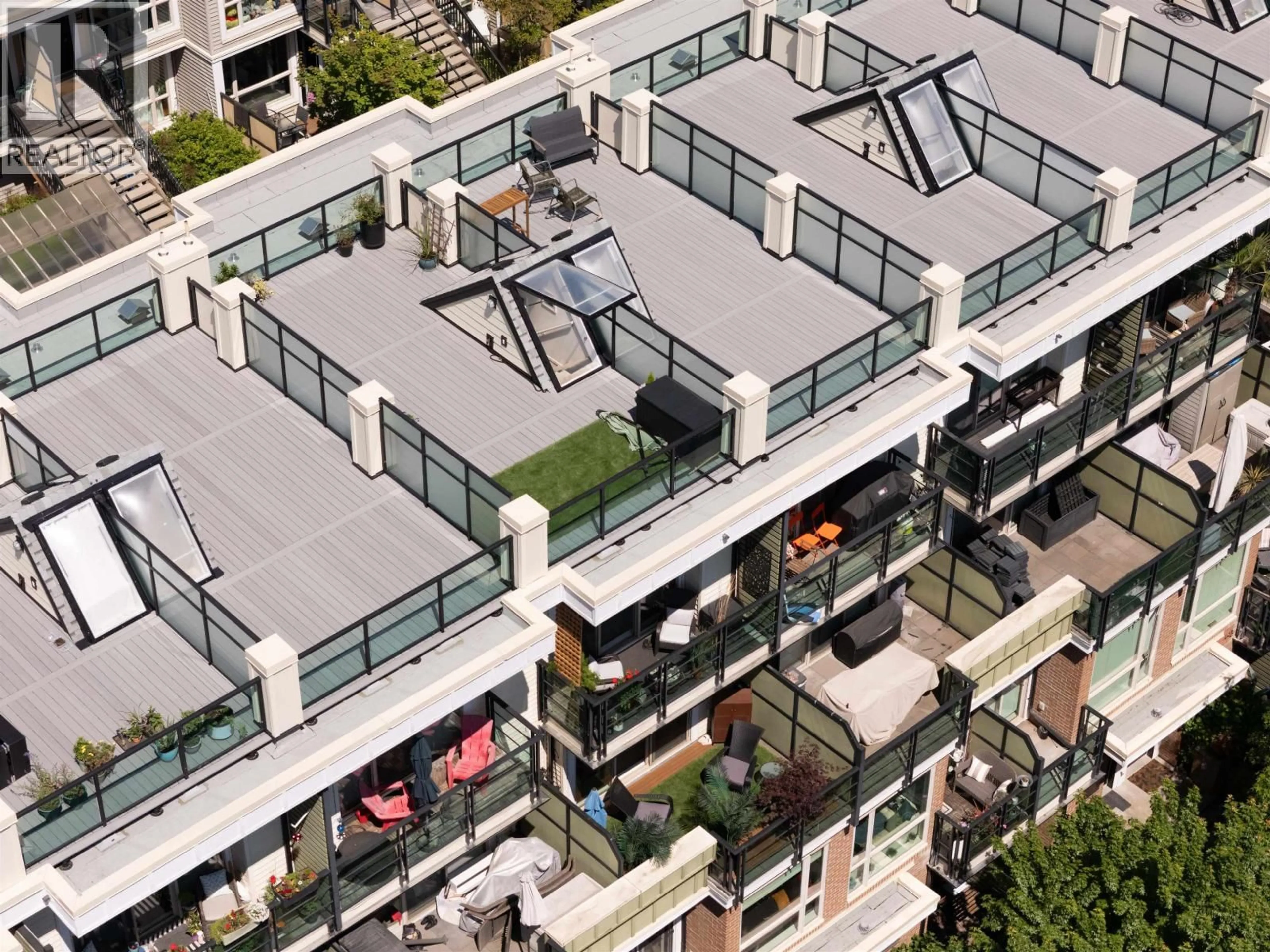 A pic from outside/outdoor area/front of a property/back of a property/a pic from drone, city buildings view from balcony for 74 - 728 14TH STREET, North Vancouver British Columbia V7M0A8