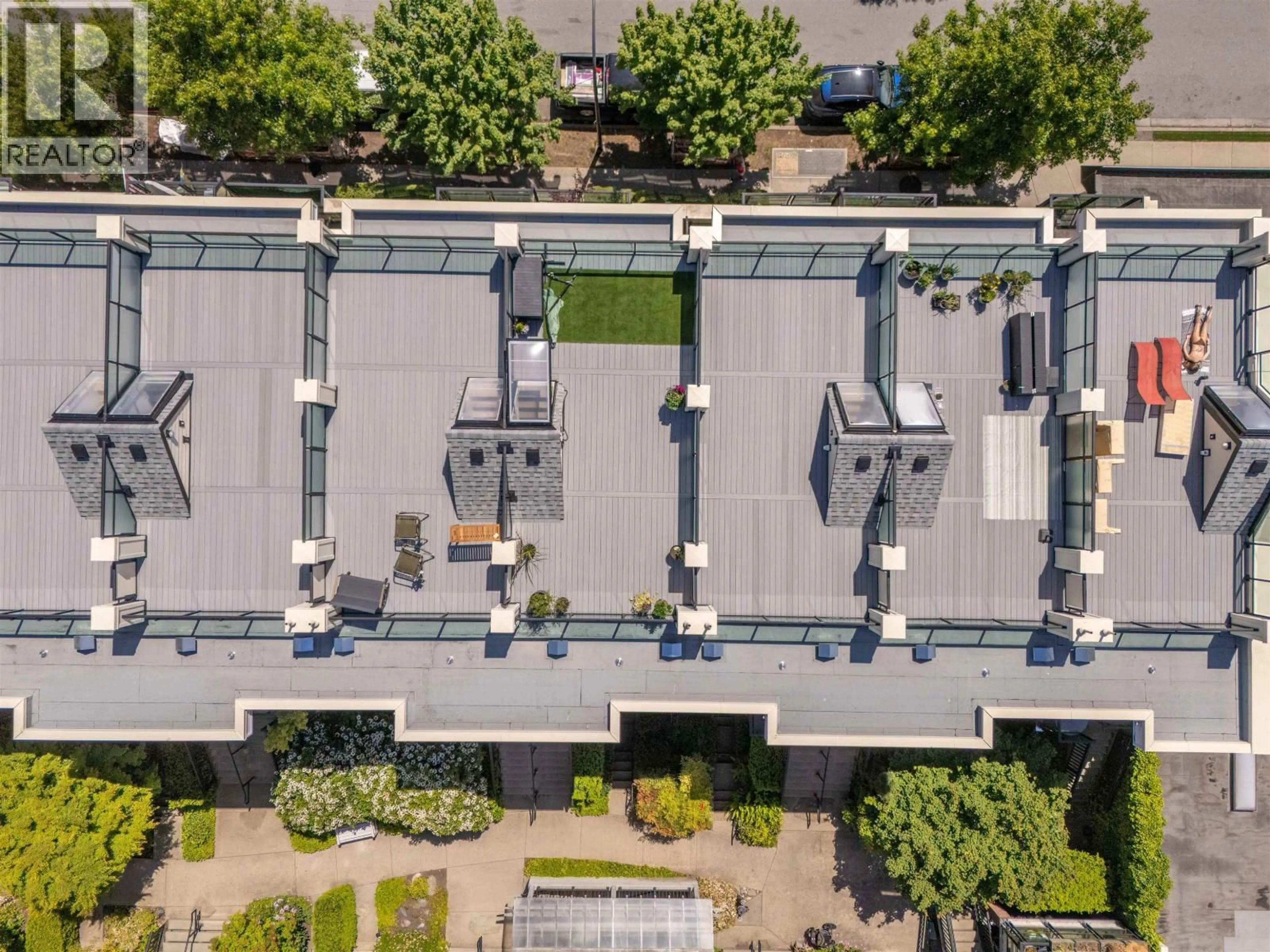 A pic from outside/outdoor area/front of a property/back of a property/a pic from drone, city buildings view from balcony for 74 - 728 14TH STREET, North Vancouver British Columbia V7M0A8