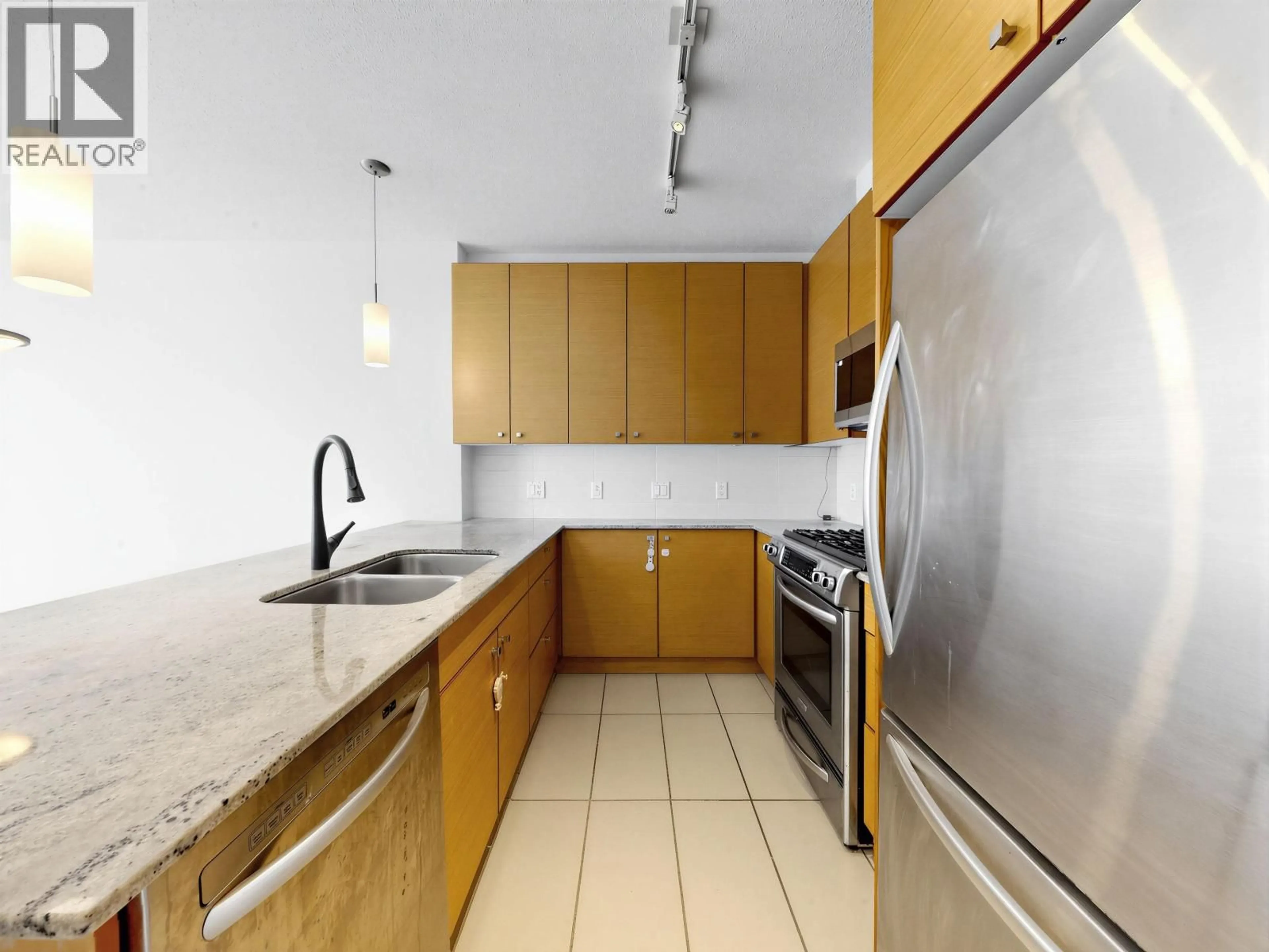 Standard kitchen, unknown for 1509 - 7360 ELMBRIDGE WAY, Richmond British Columbia V6X0A5
