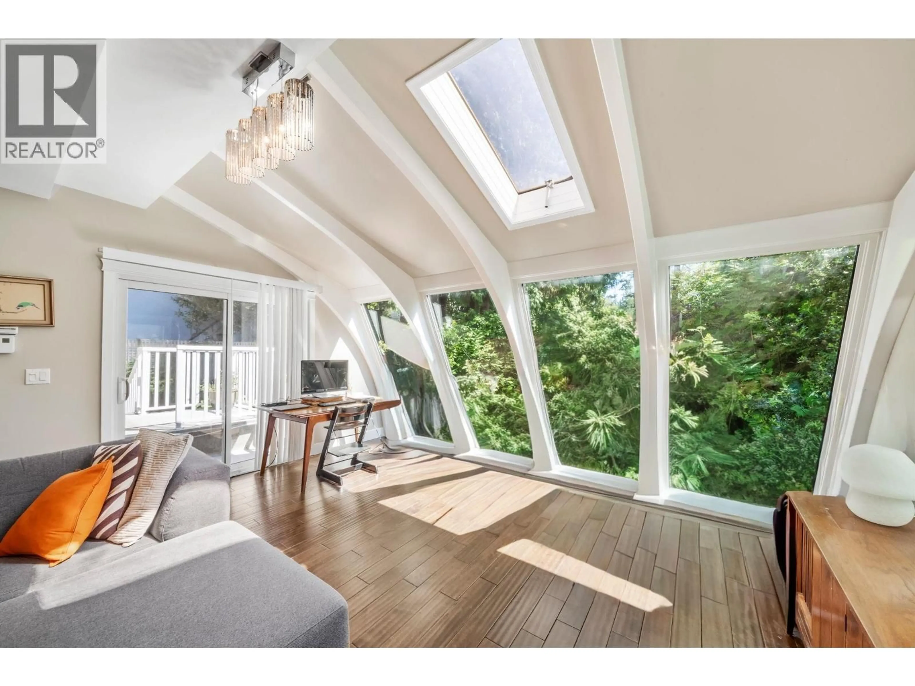Unknown for 230 22ND STREET, North Vancouver British Columbia V7M2A1