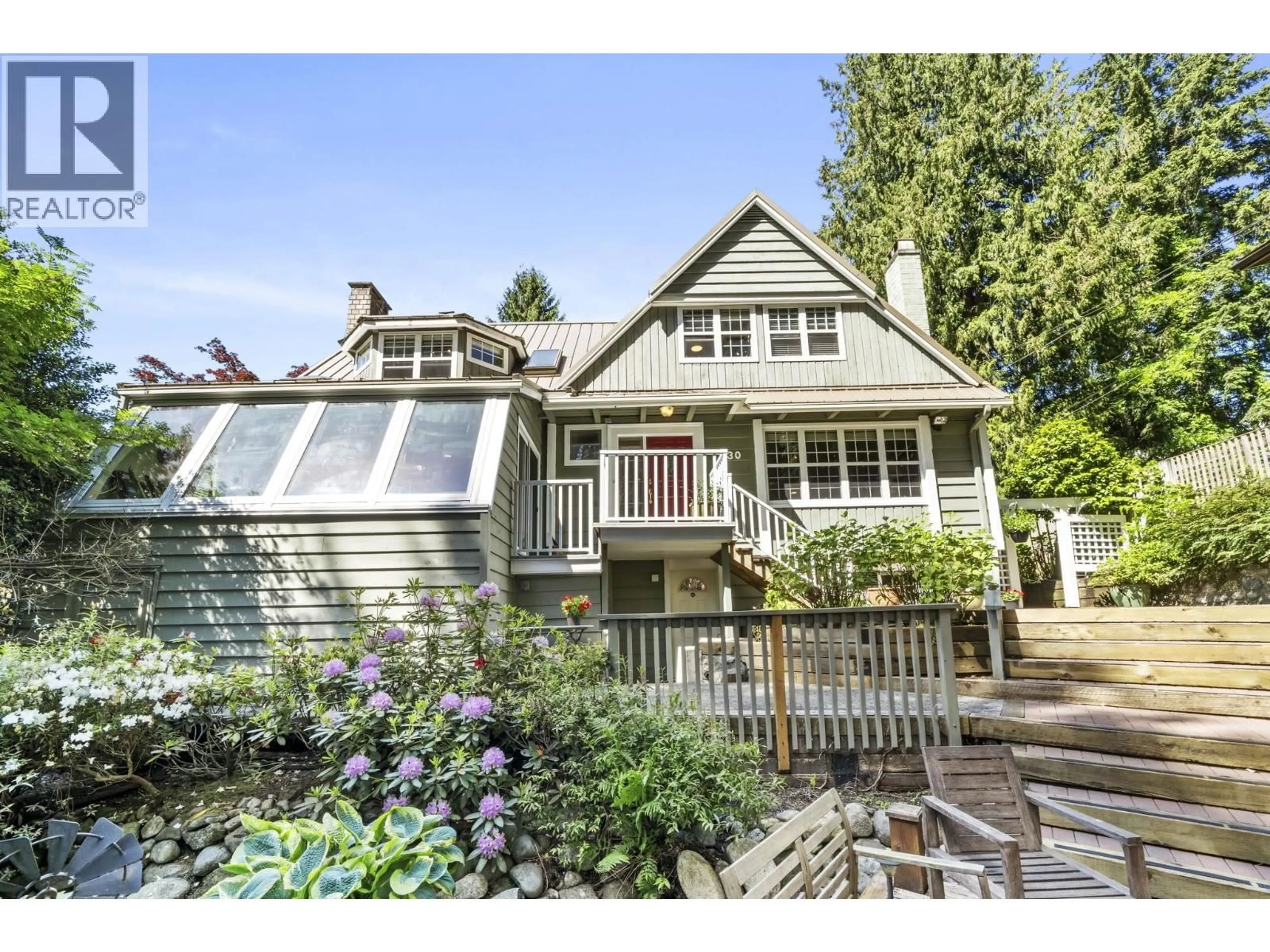 Home with vinyl exterior material, street for 230 22ND STREET, North Vancouver British Columbia V7M2A1