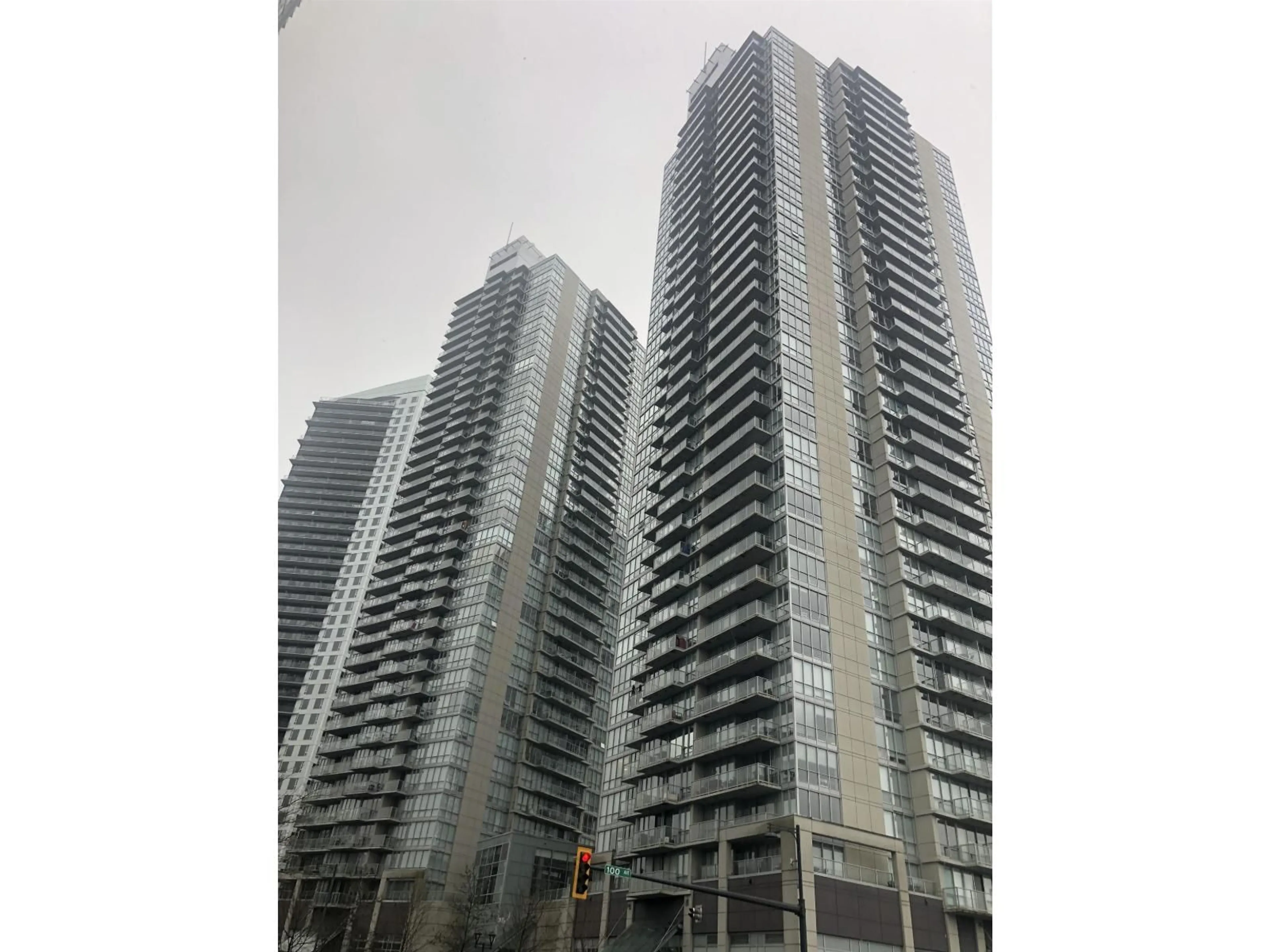 Blurry image for 2109 - 13688 100 AVENUE, Surrey British Columbia V3T0G5