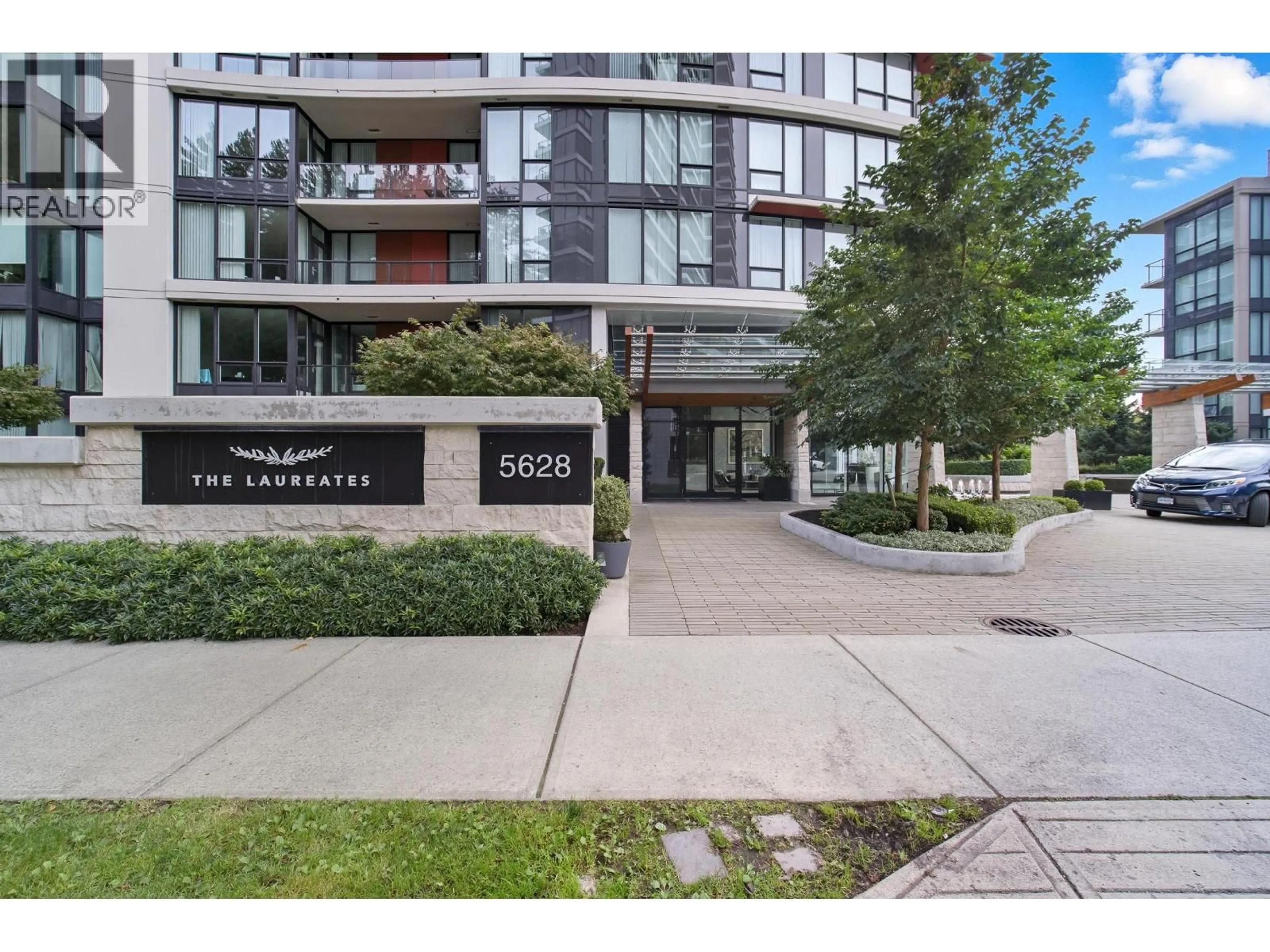 Indoor foyer for 1906 - 5628 BIRNEY AVENUE, Vancouver British Columbia V6S0H7