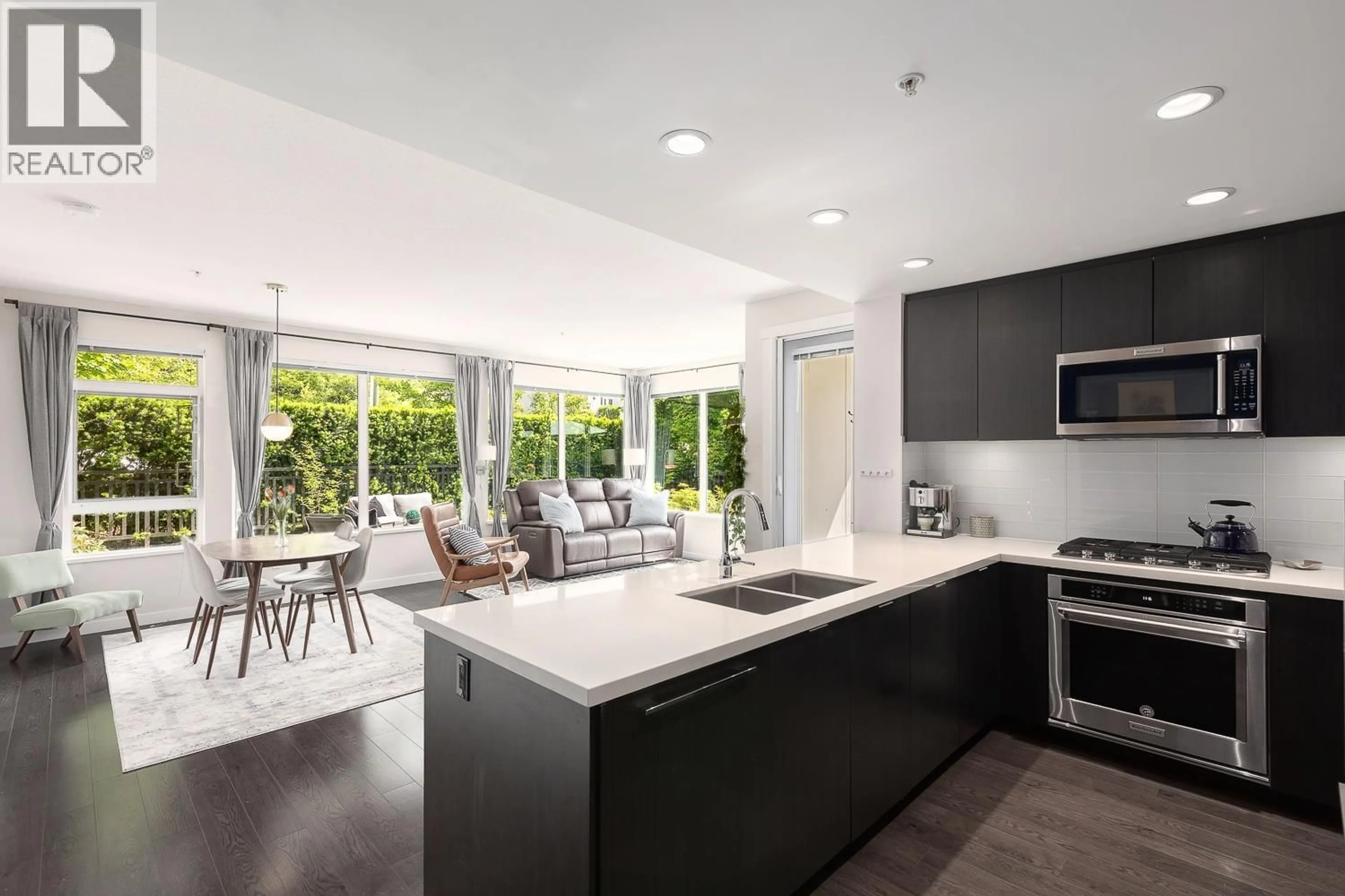 Open concept kitchen, unknown for 120 - 255 1ST STREET, North Vancouver British Columbia V7M3G8