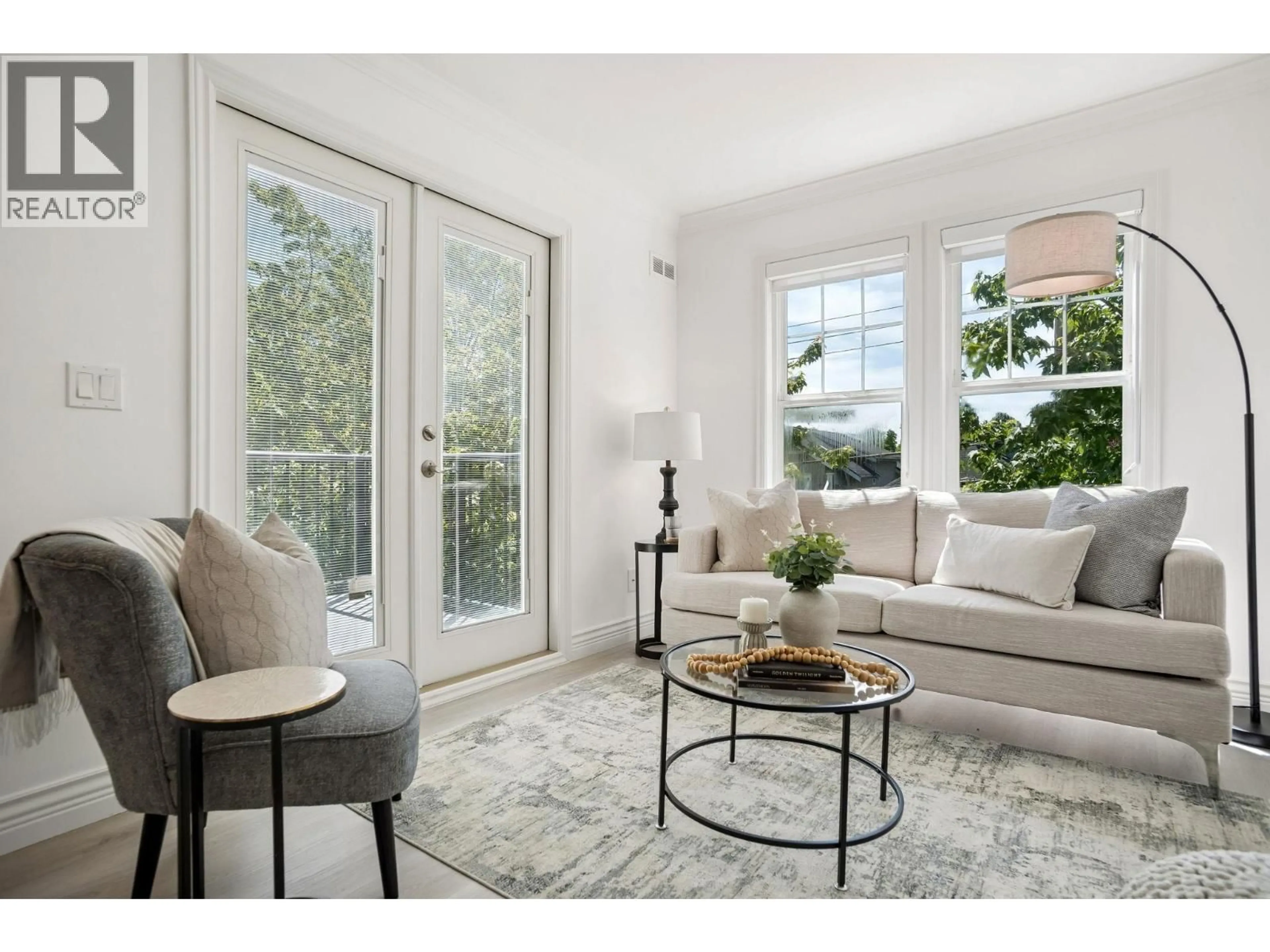 Living room with furniture, unknown for 305 - 962 16TH AVENUE, Vancouver British Columbia V5Z1T2