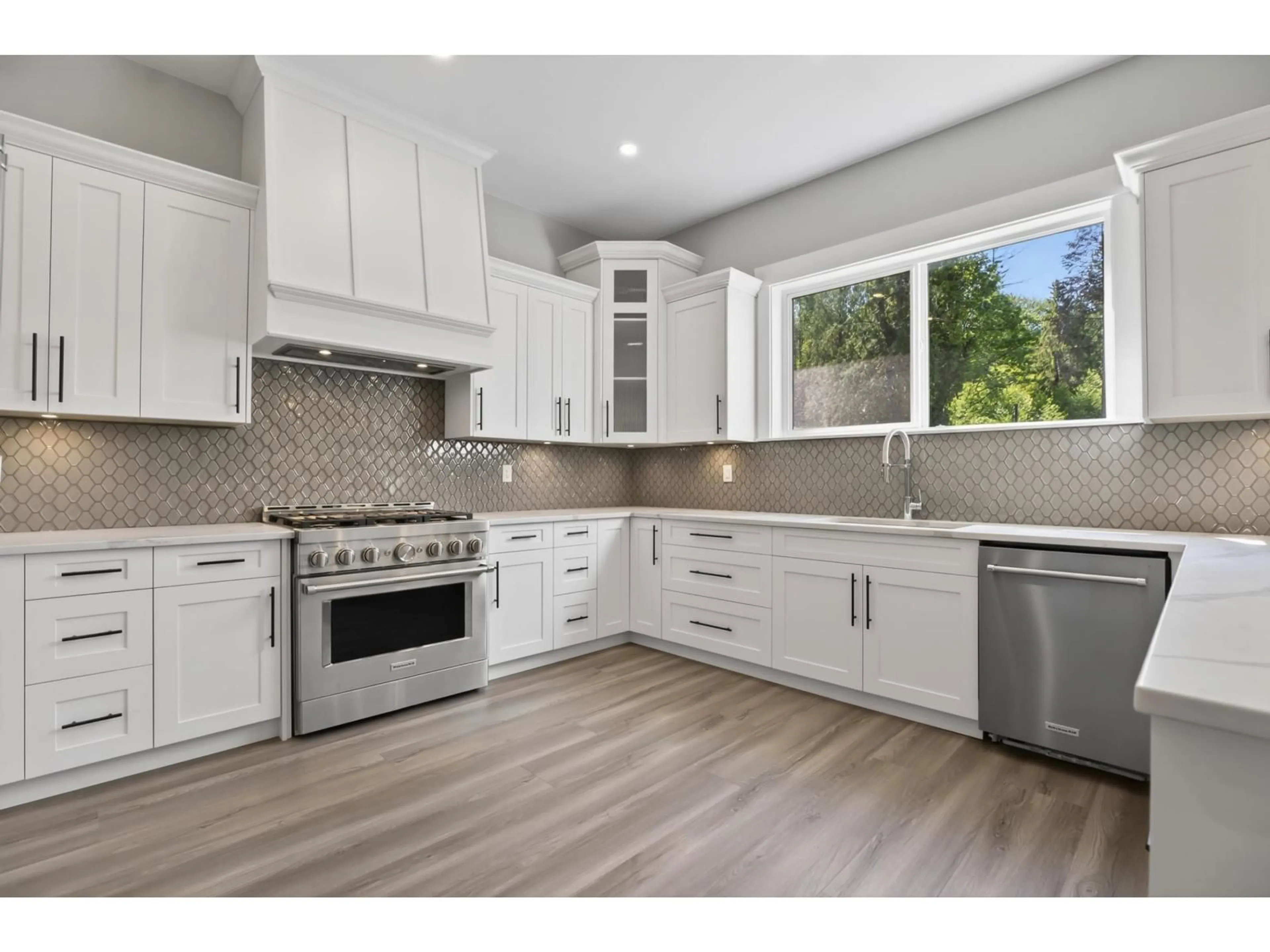 Open concept kitchen, unknown for 30536 SILVERHILL AVENUE, Mission British Columbia V4S1H1