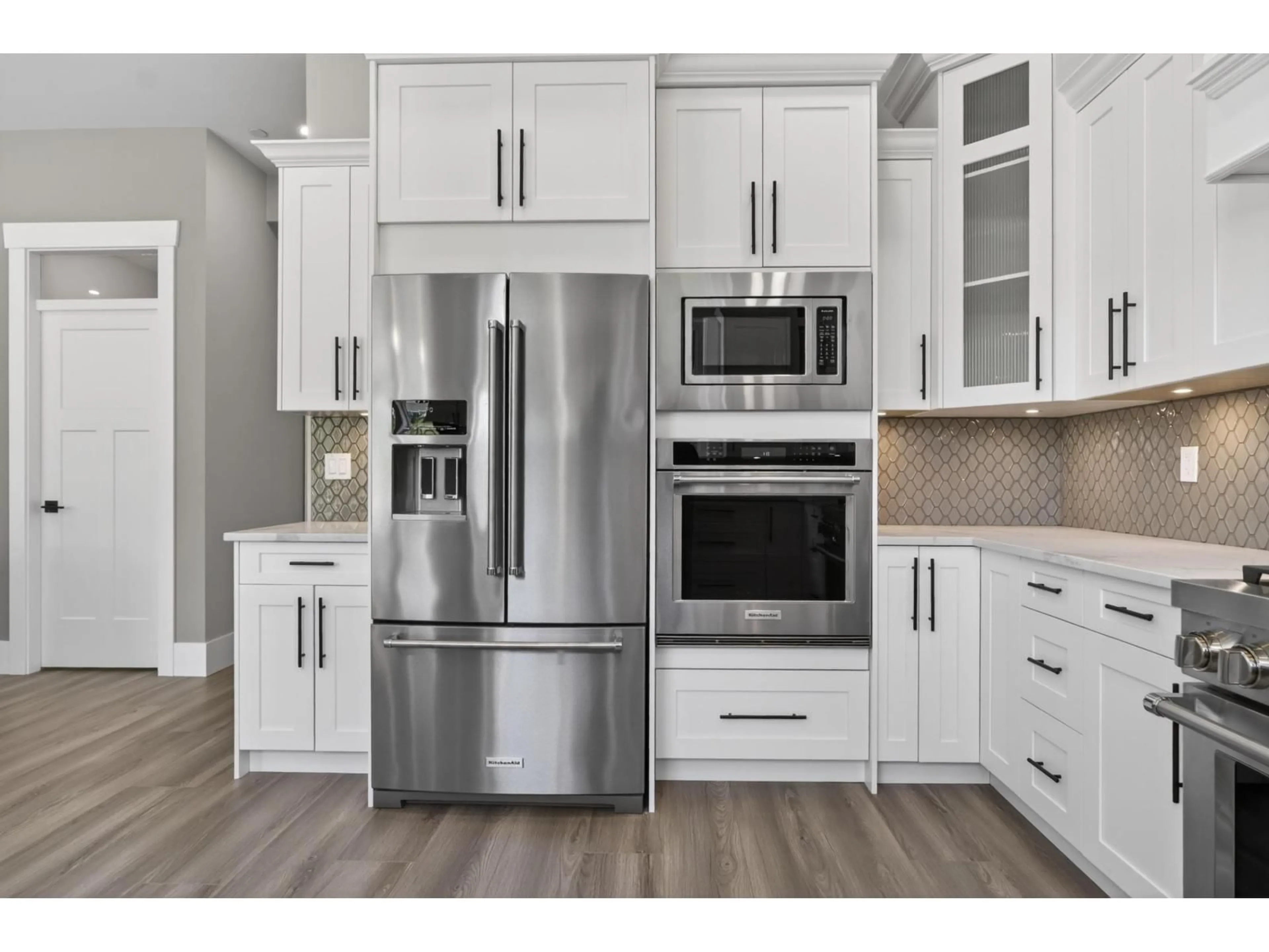 Open concept kitchen, unknown for 30536 SILVERHILL AVENUE, Mission British Columbia V4S1H1