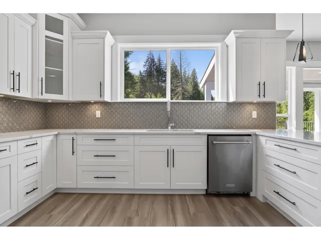 30536 SILVERHILL AVENUE, Mission 5