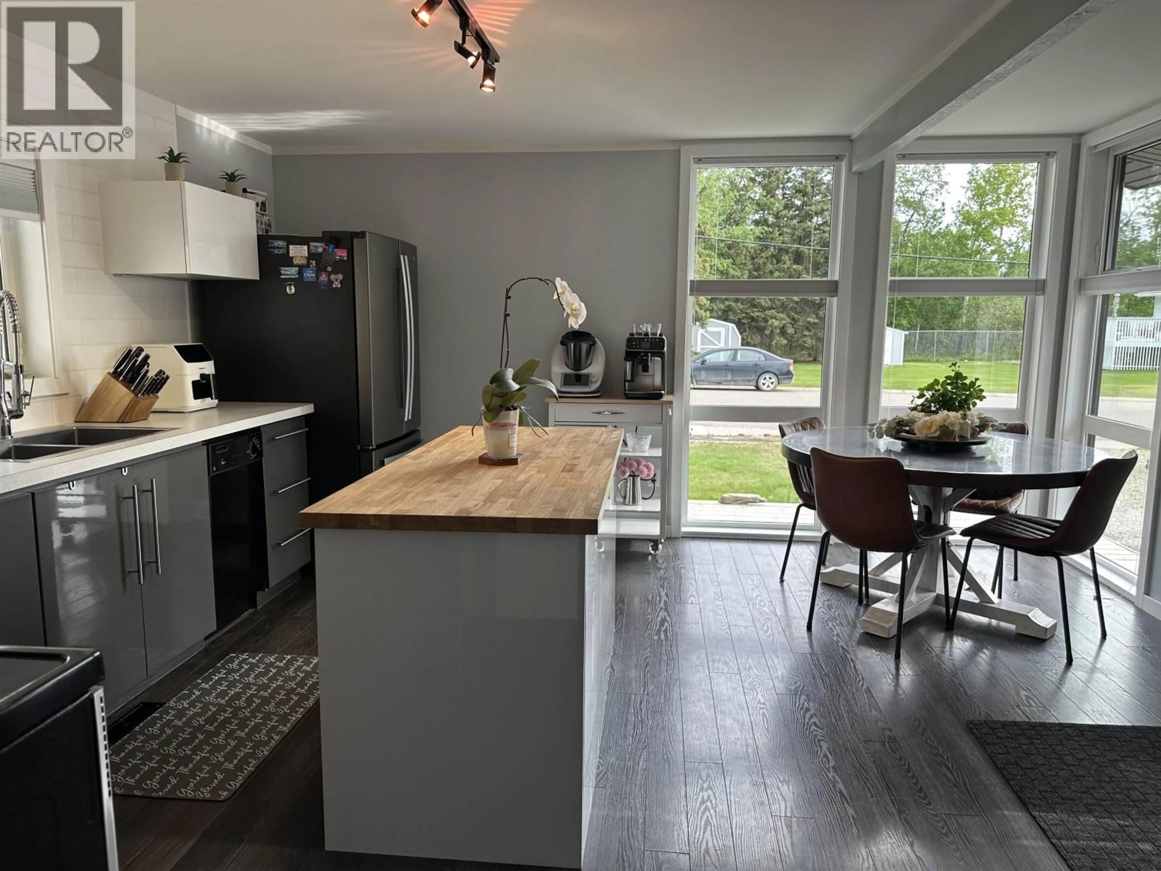 Open concept kitchen, unknown for 8411 98 AVENUE, Fort St. John British Columbia V1J1P6