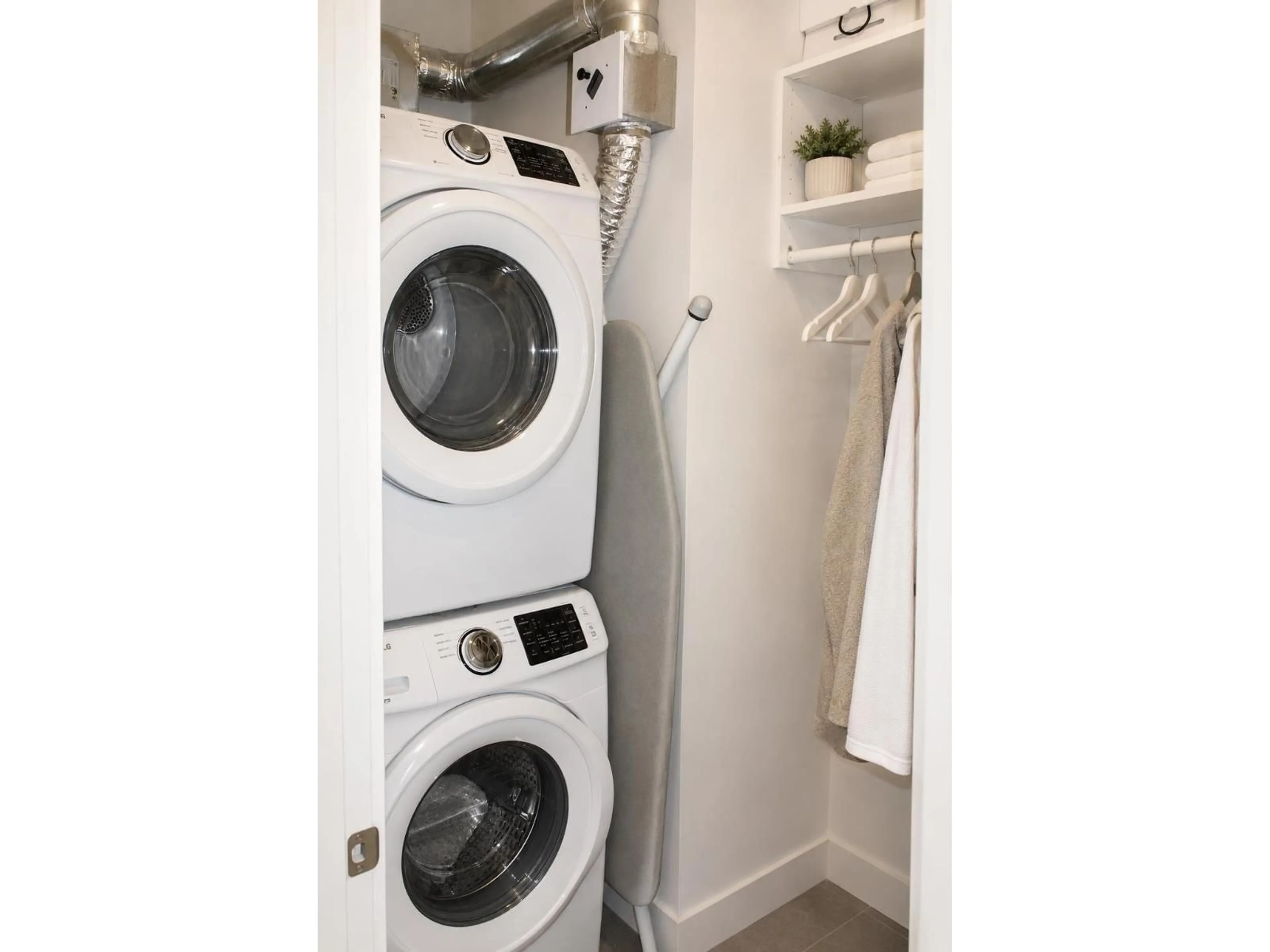 Laundry room for 310 - 19940 BRYDON CRESCENT, Langley British Columbia V3A0K8
