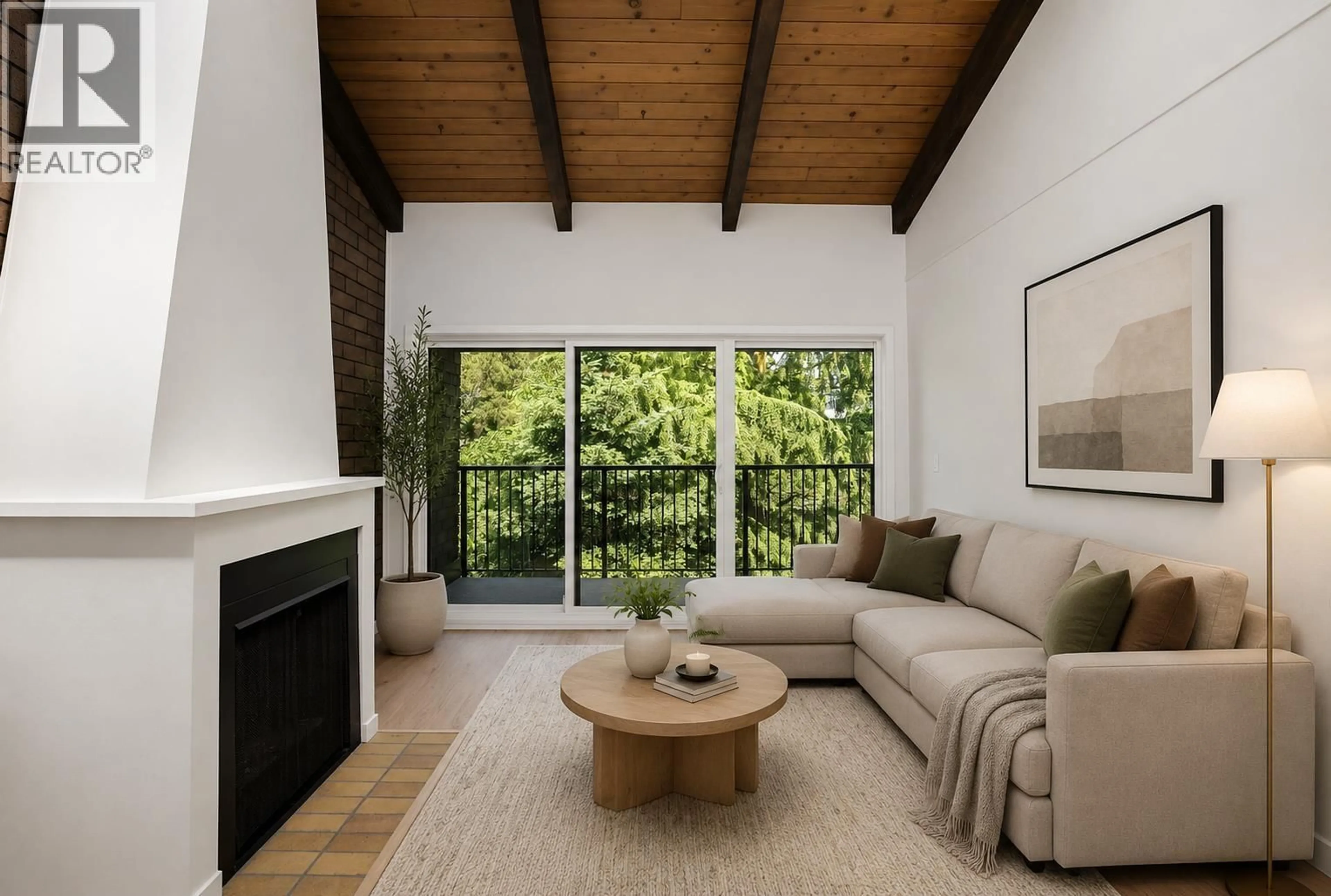 Living room with furniture, unknown for 312 - 330 7TH AVENUE, Vancouver British Columbia V5T4K5