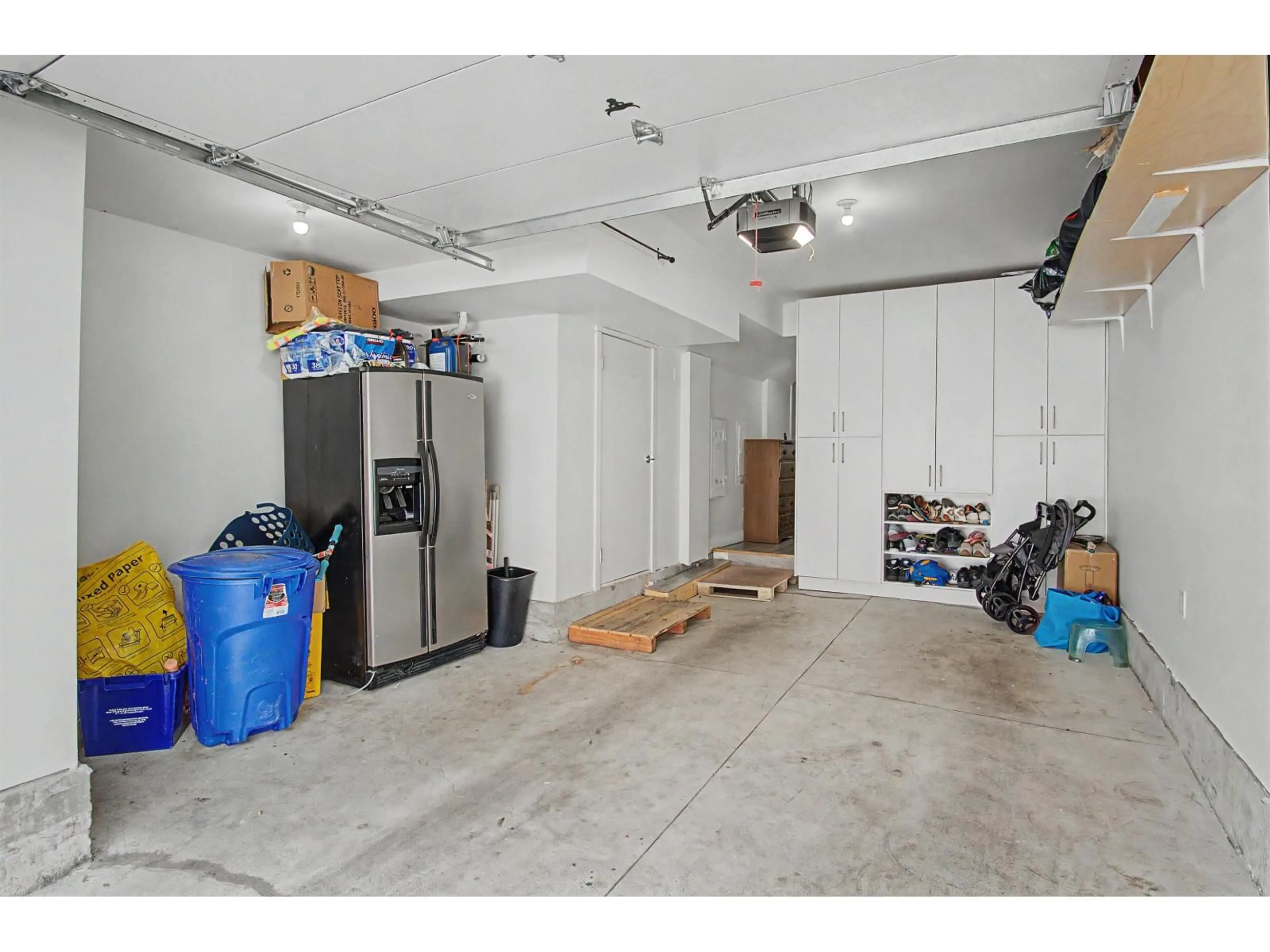 Indoor garage for 30 - 11556 72A AVENUE, Delta British Columbia V4C1A9