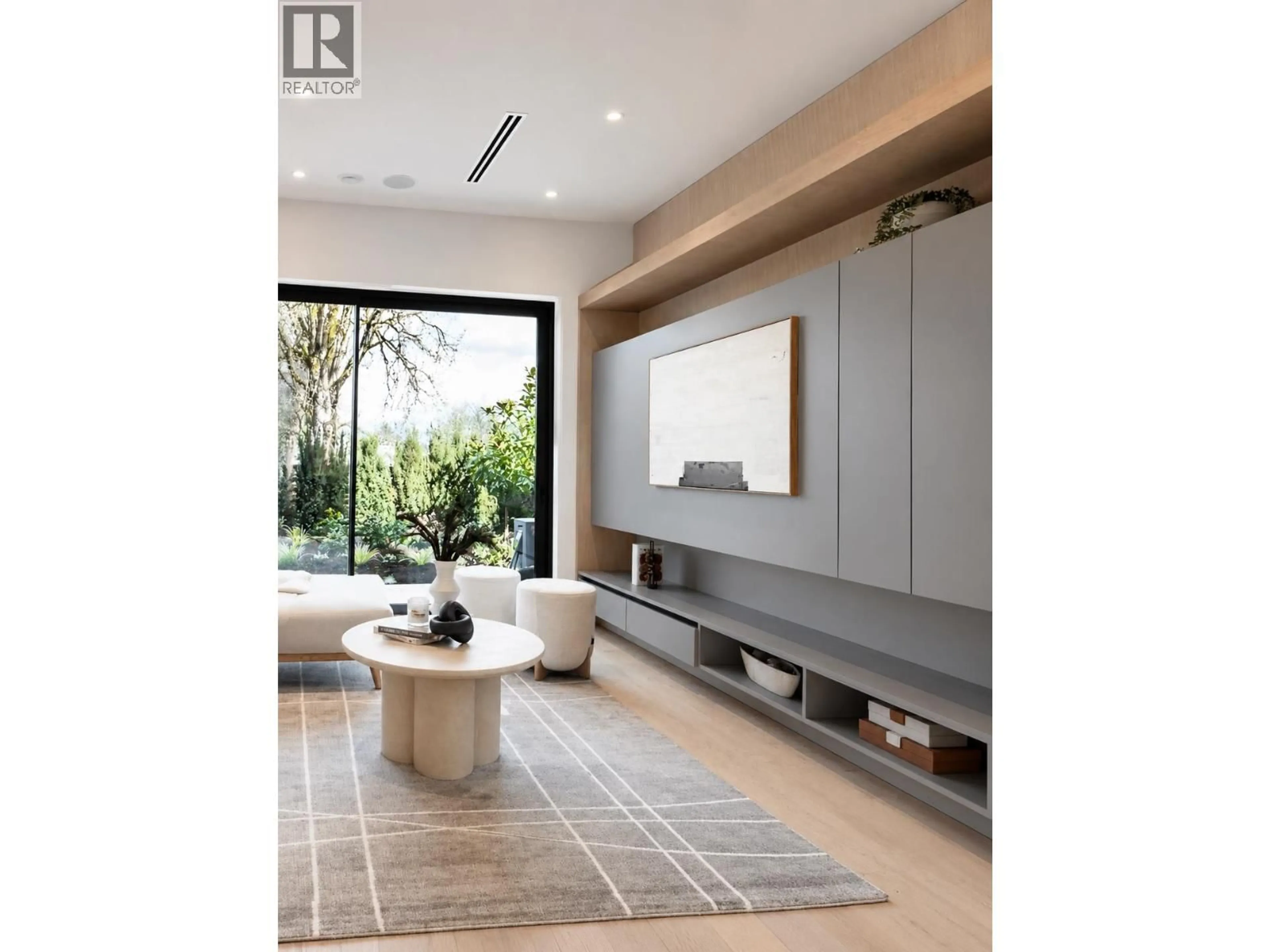 Home theater for 1 - 1065 RIDLEY DRIVE, Burnaby British Columbia V5A2N7