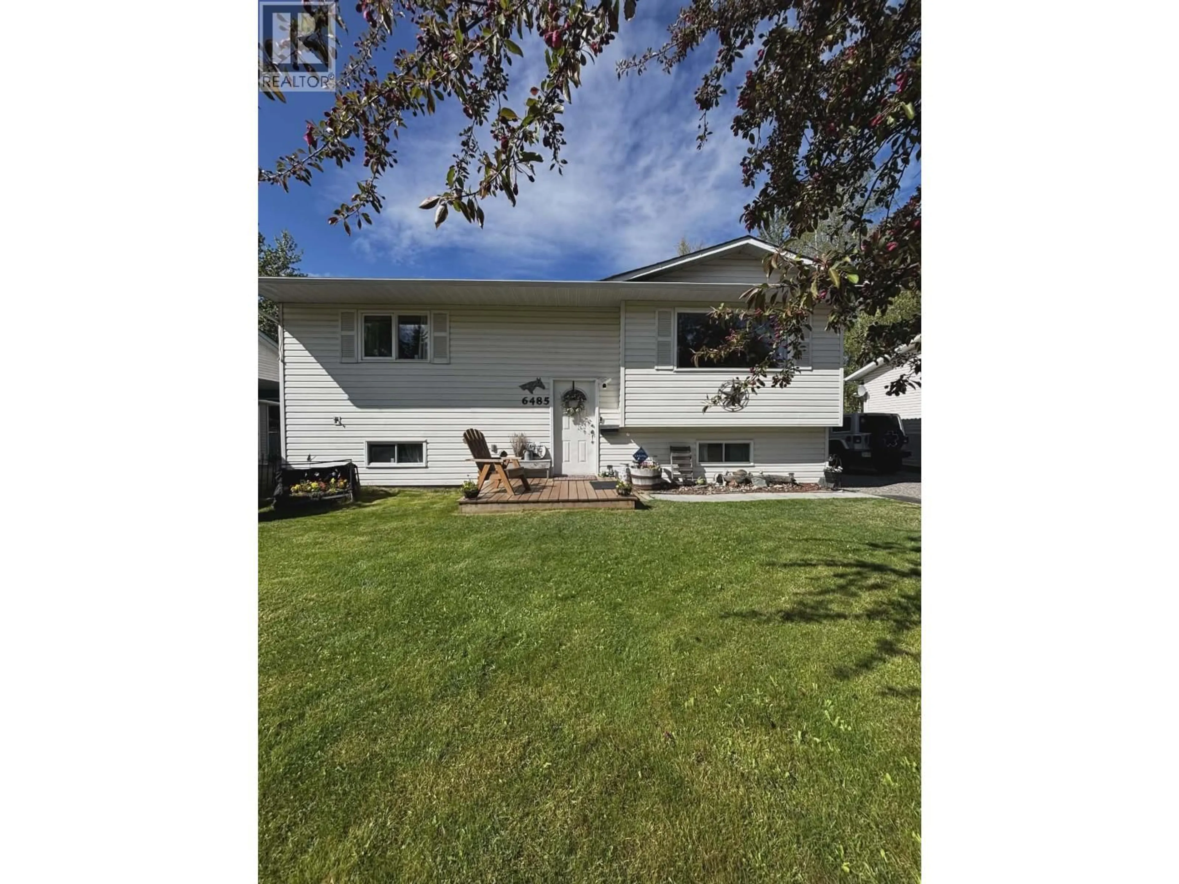 A pic from outside/outdoor area/front of a property/back of a property/a pic from drone, street for 6485 DRIFTWOOD ROAD, Prince George British Columbia V2K4E3