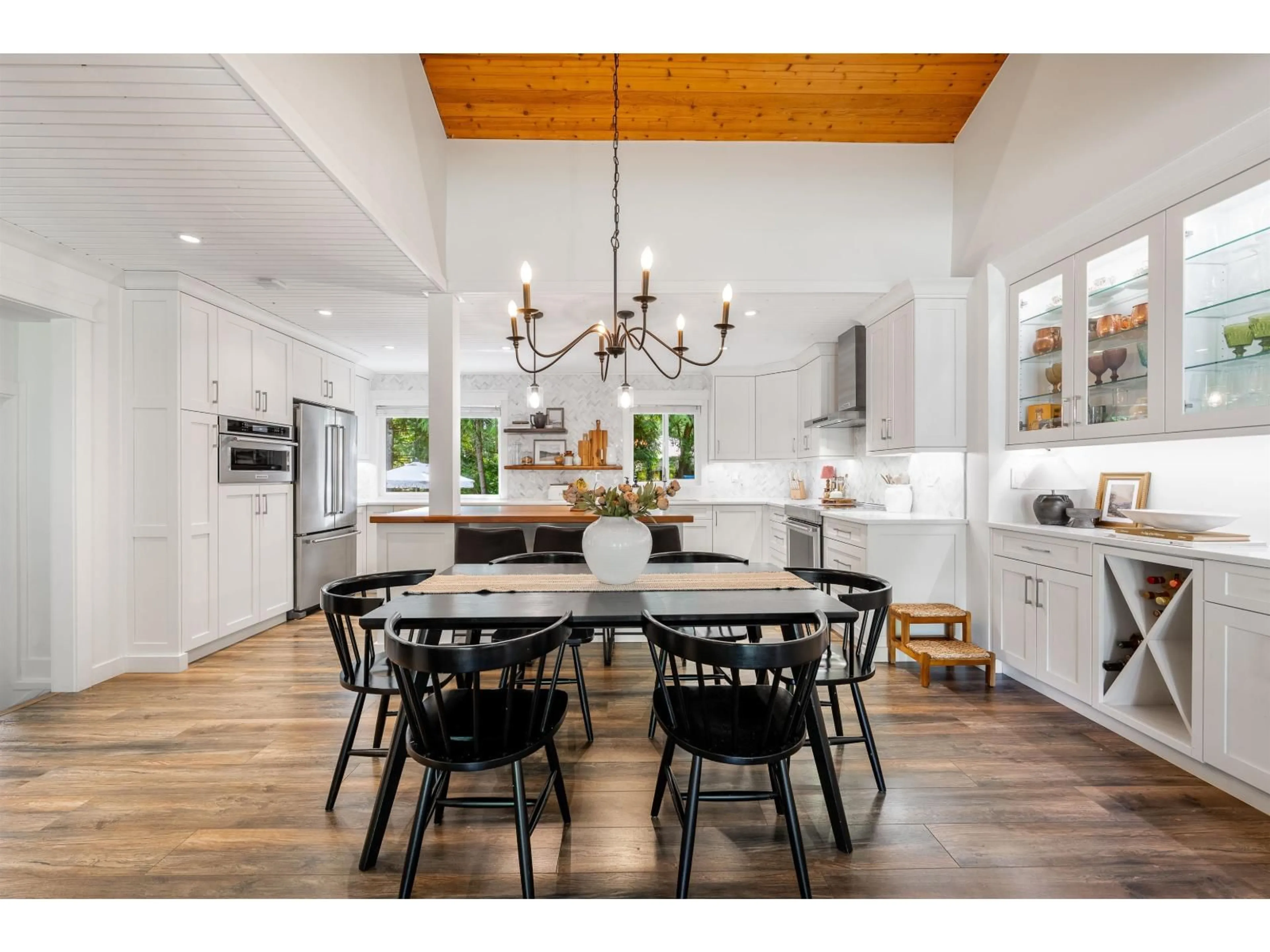 Open concept kitchen, wood/laminate floor for 4547 196A STREET, Langley British Columbia V3A7G5