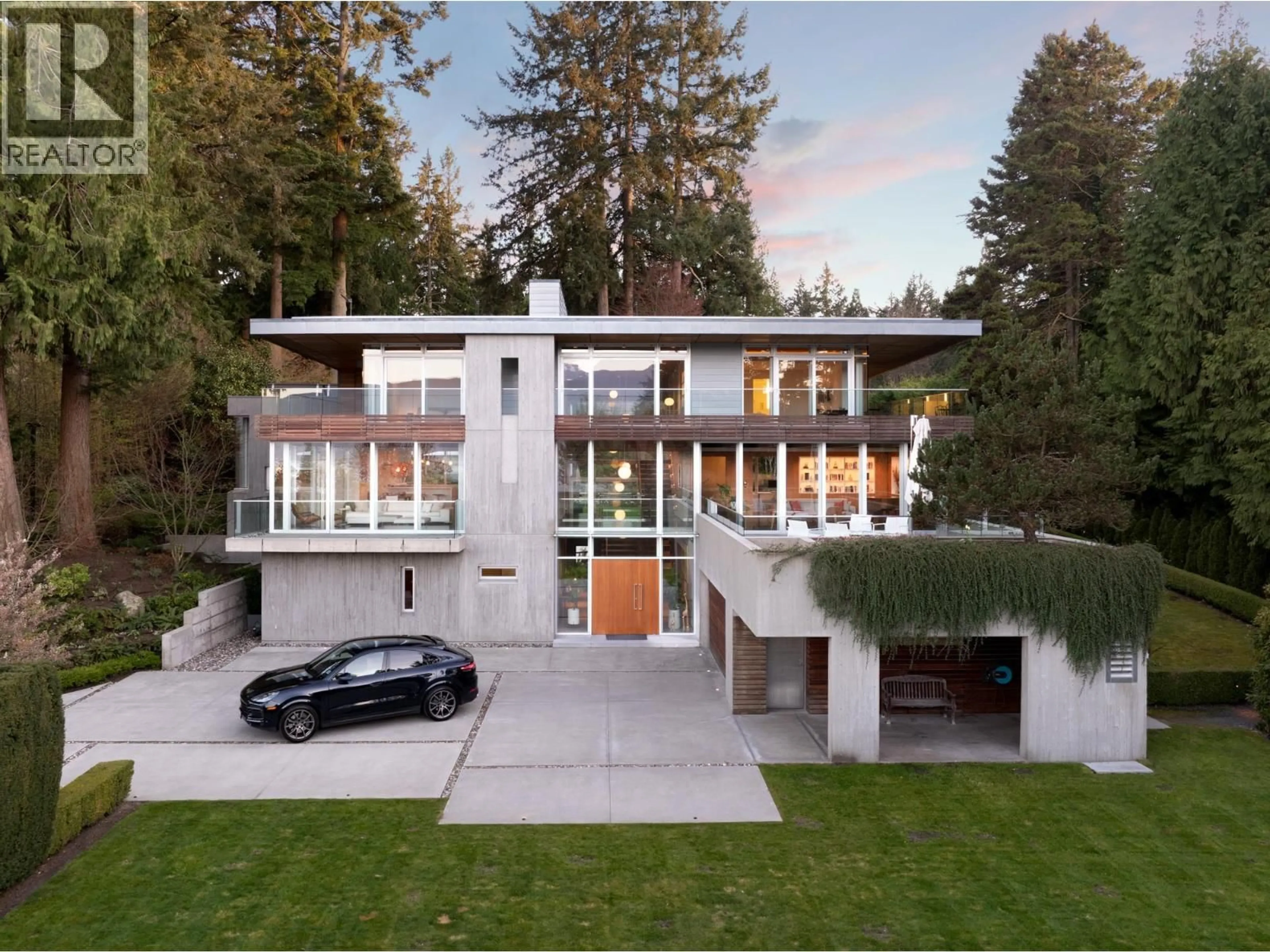 Home with brick exterior material, street for 4850 FANNIN AVENUE, Vancouver British Columbia V6T1B2