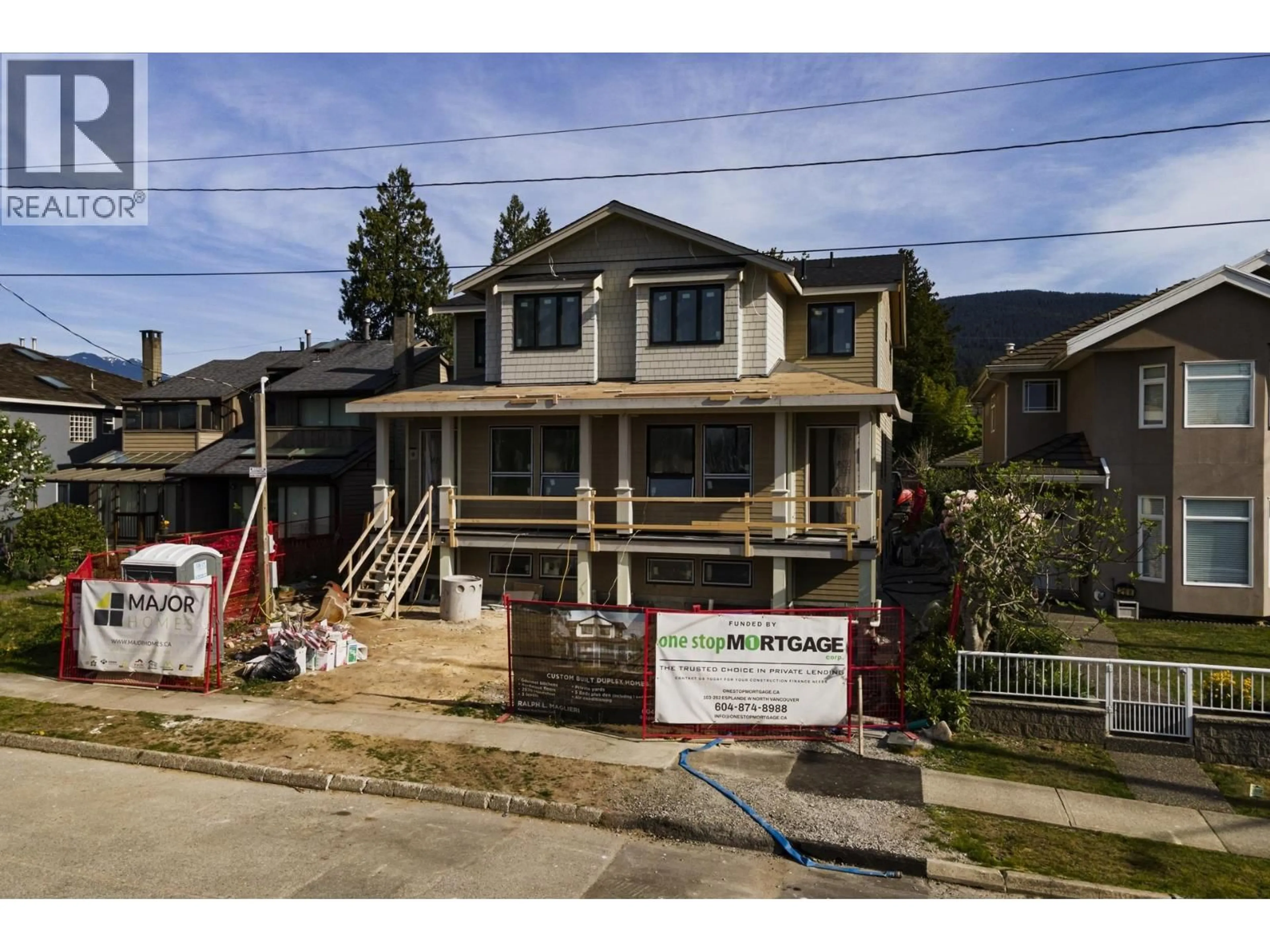 Unknown for 258 21ST STREET, North Vancouver British Columbia V7L3B6