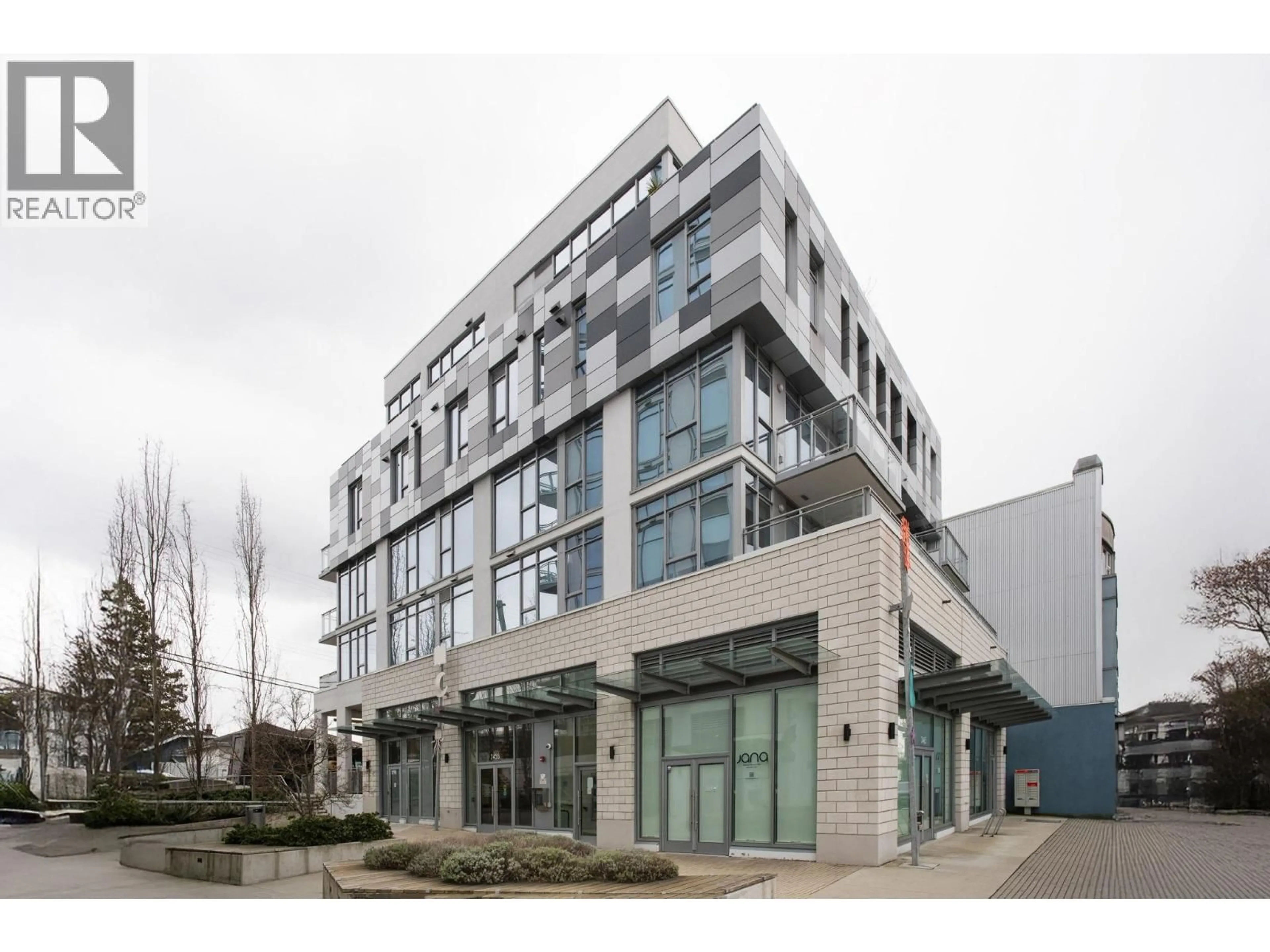 Unknown for 302 - 2455 KINGSWAY, Vancouver British Columbia V5R5G8