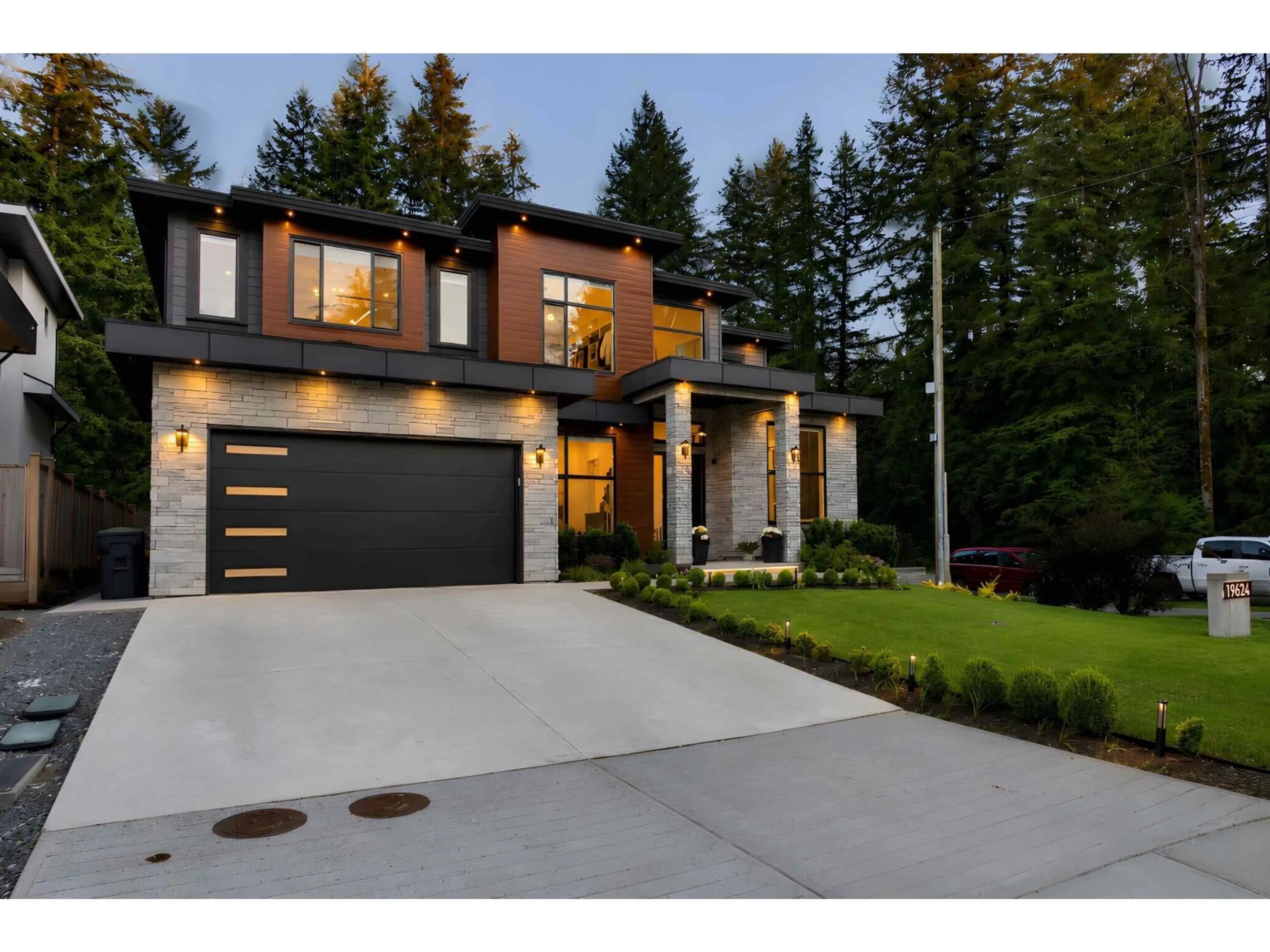 Home with brick exterior material, street for 19624 31A AVENUE, Langley British Columbia V2Z0B2