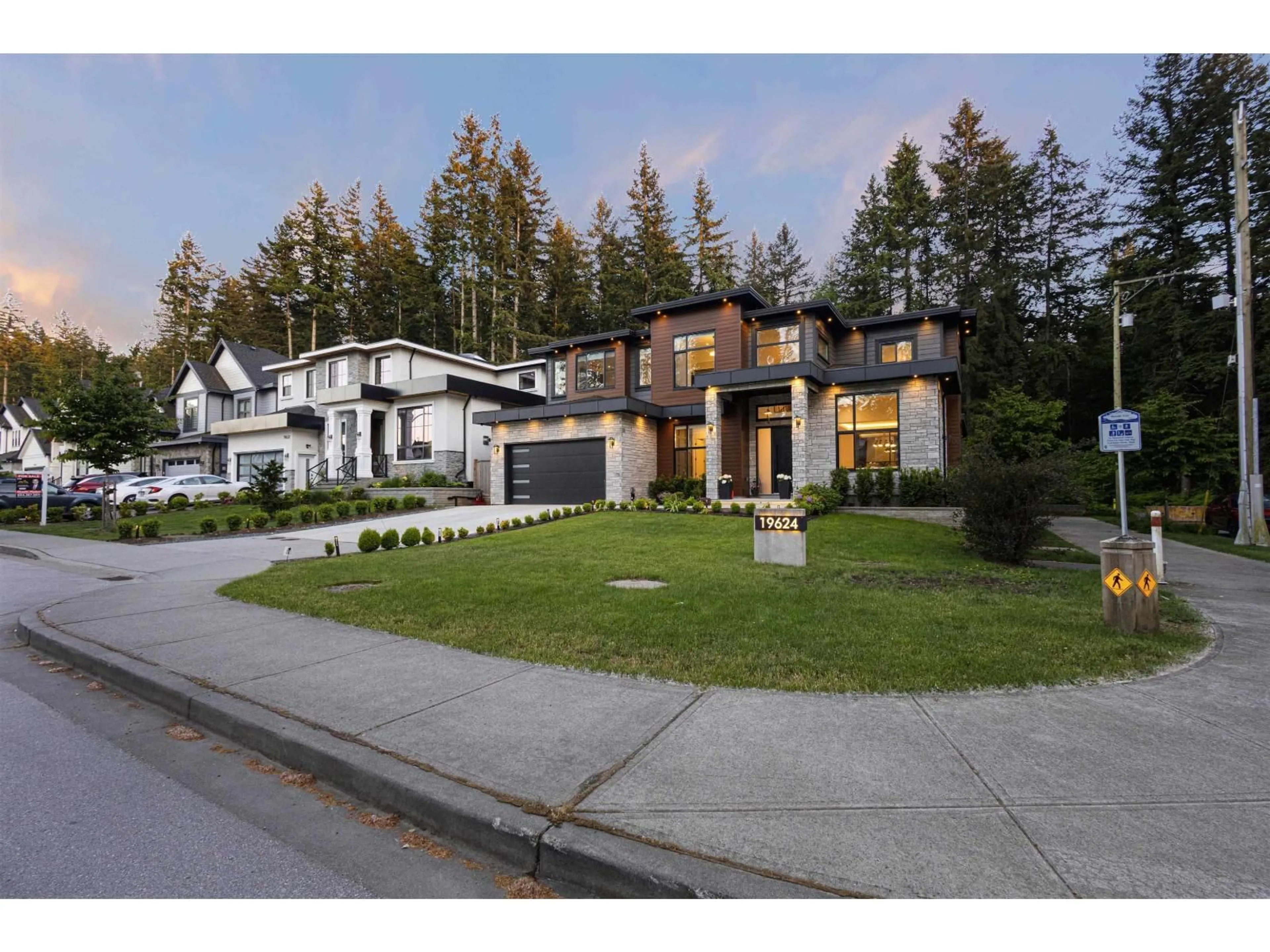 Unknown for 19624 31A AVENUE, Langley British Columbia V2Z0B2