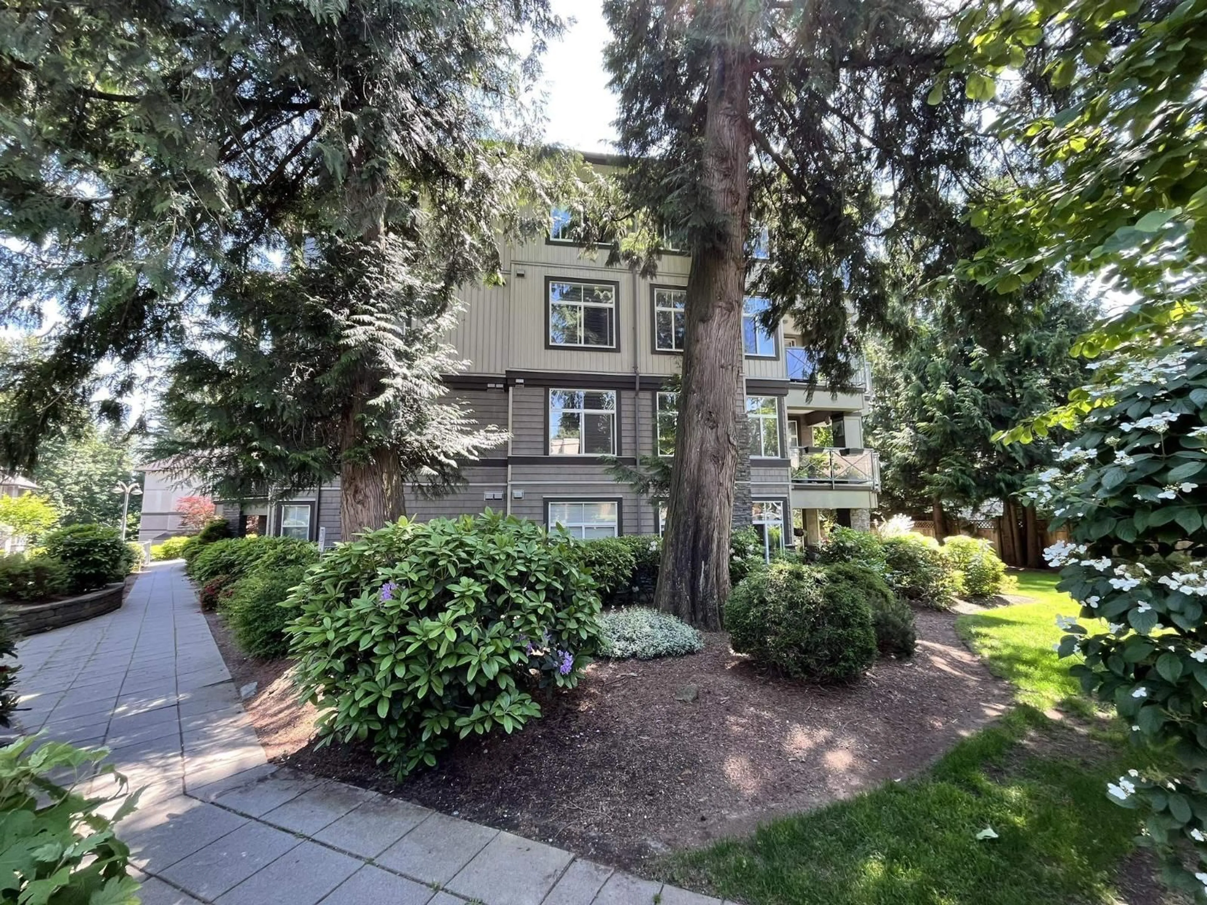 Unknown for 202 - 33318 E BOURQUIN CRESCENT, Abbotsford British Columbia V2S0A6