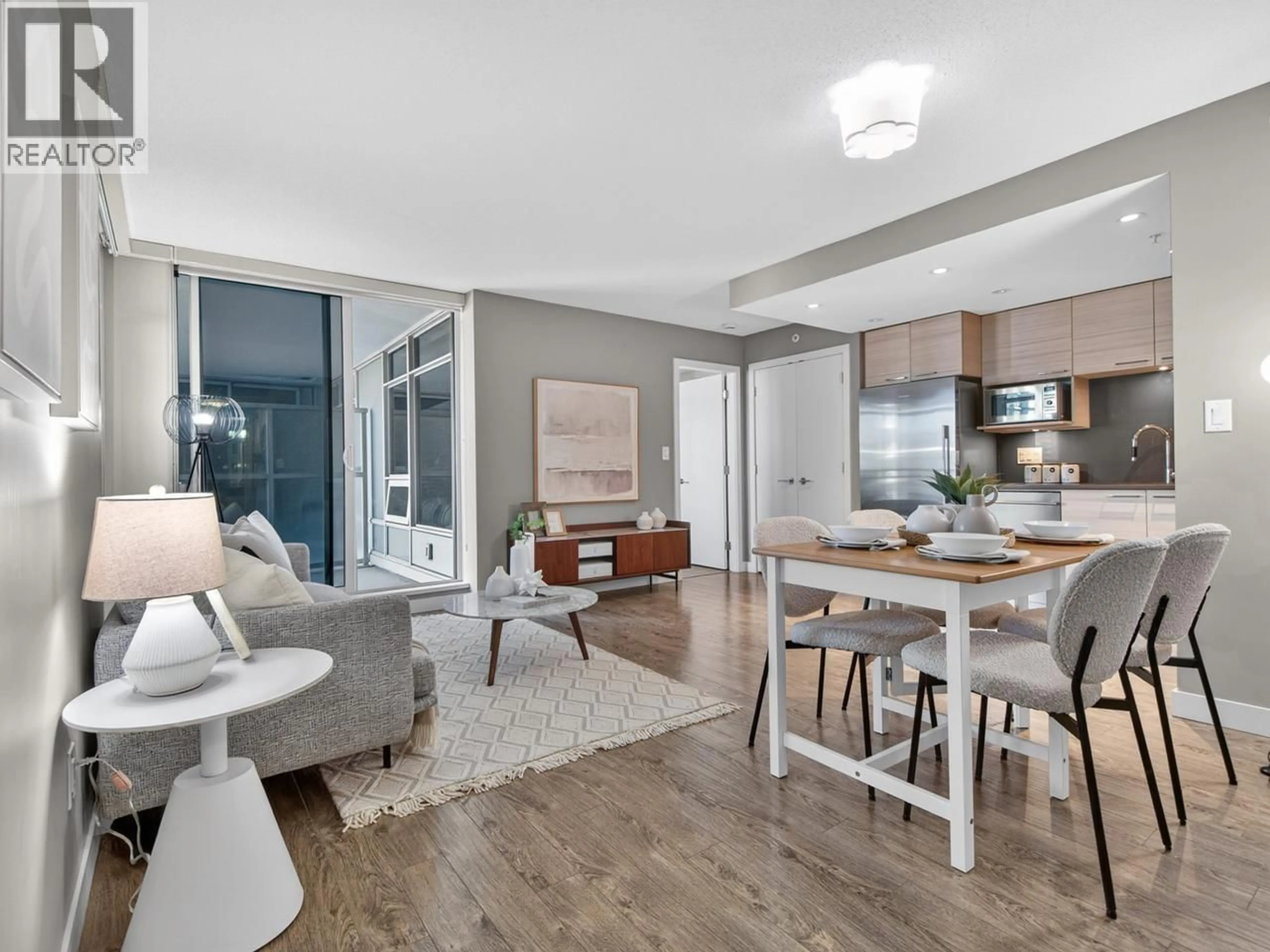 Living room with furniture, unknown for 867 - 6288 NO.3 ROAD, Richmond British Columbia V6Y0J4