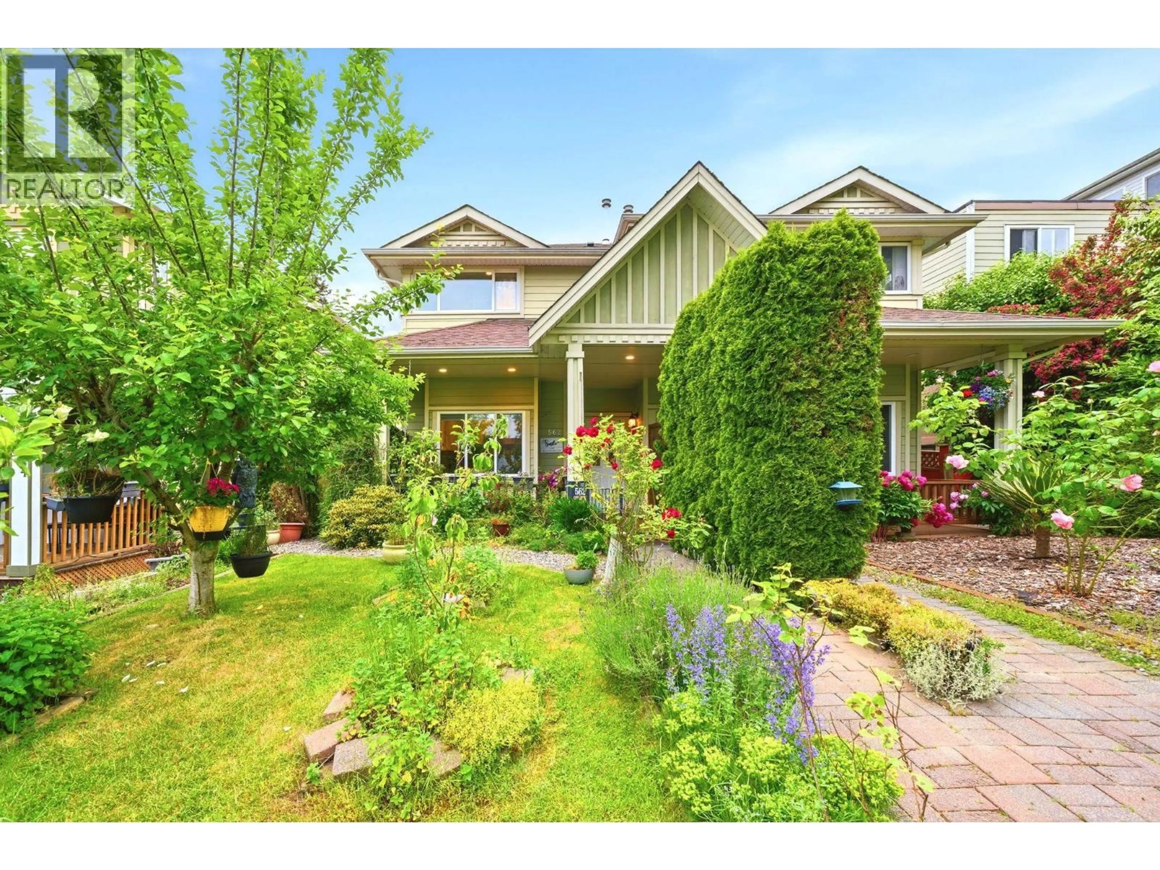 Unknown for 562 KEITH ROAD, North Vancouver British Columbia V7M1M4